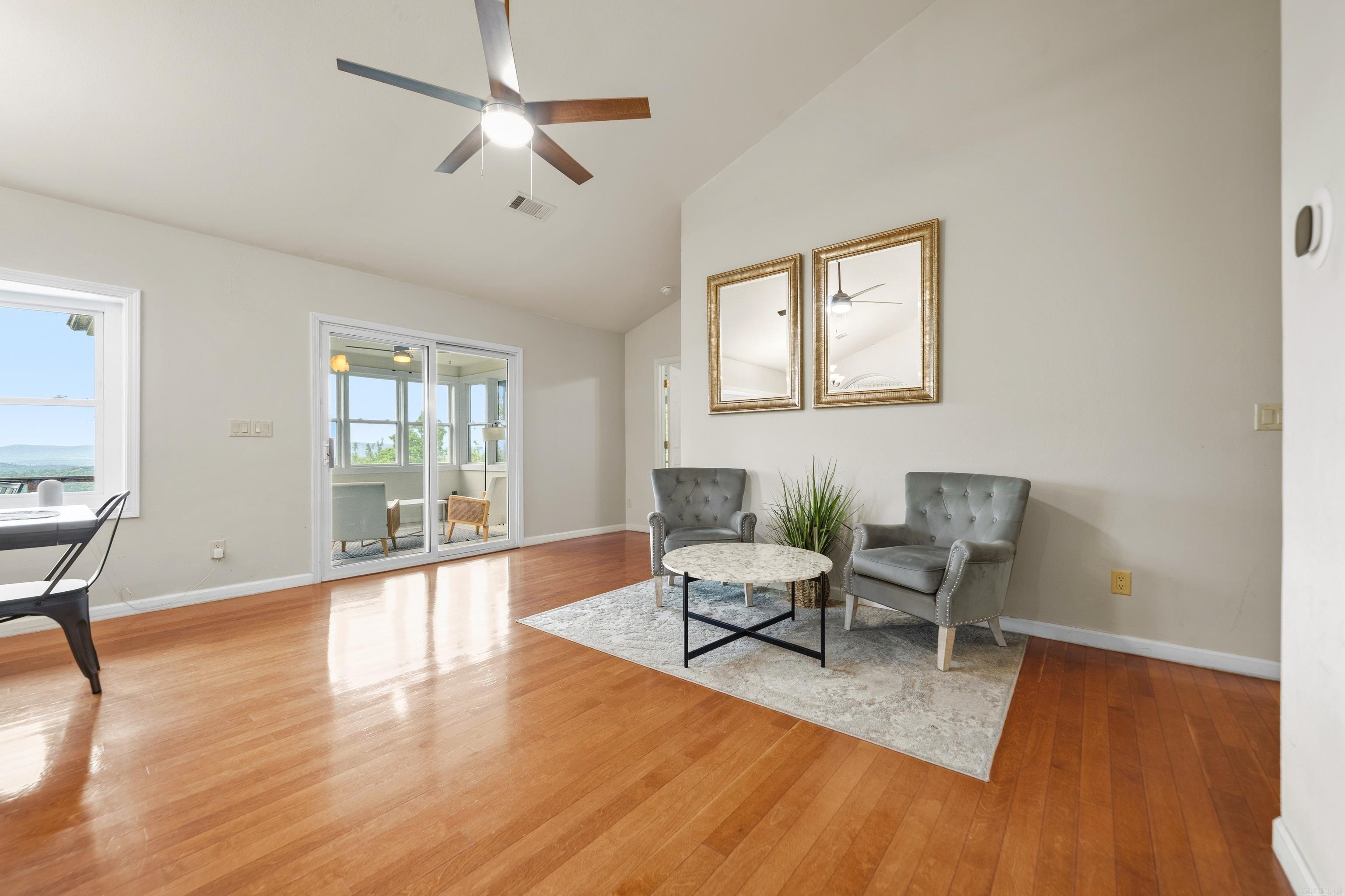 126 E Villena  Hot Springs Village, AR