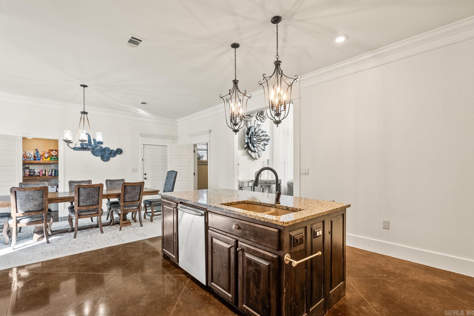 335 Vintage  Conway, AR