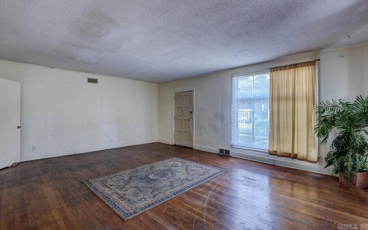1921 Wright Avenue  Little Rock, AR