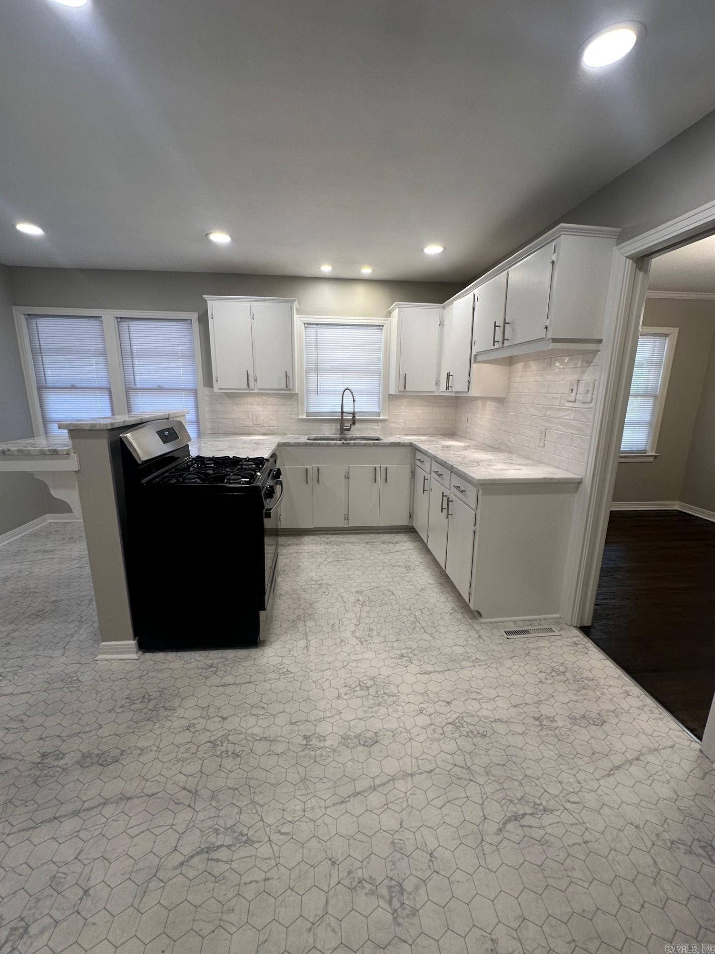 5909 Lee  Little Rock, AR
