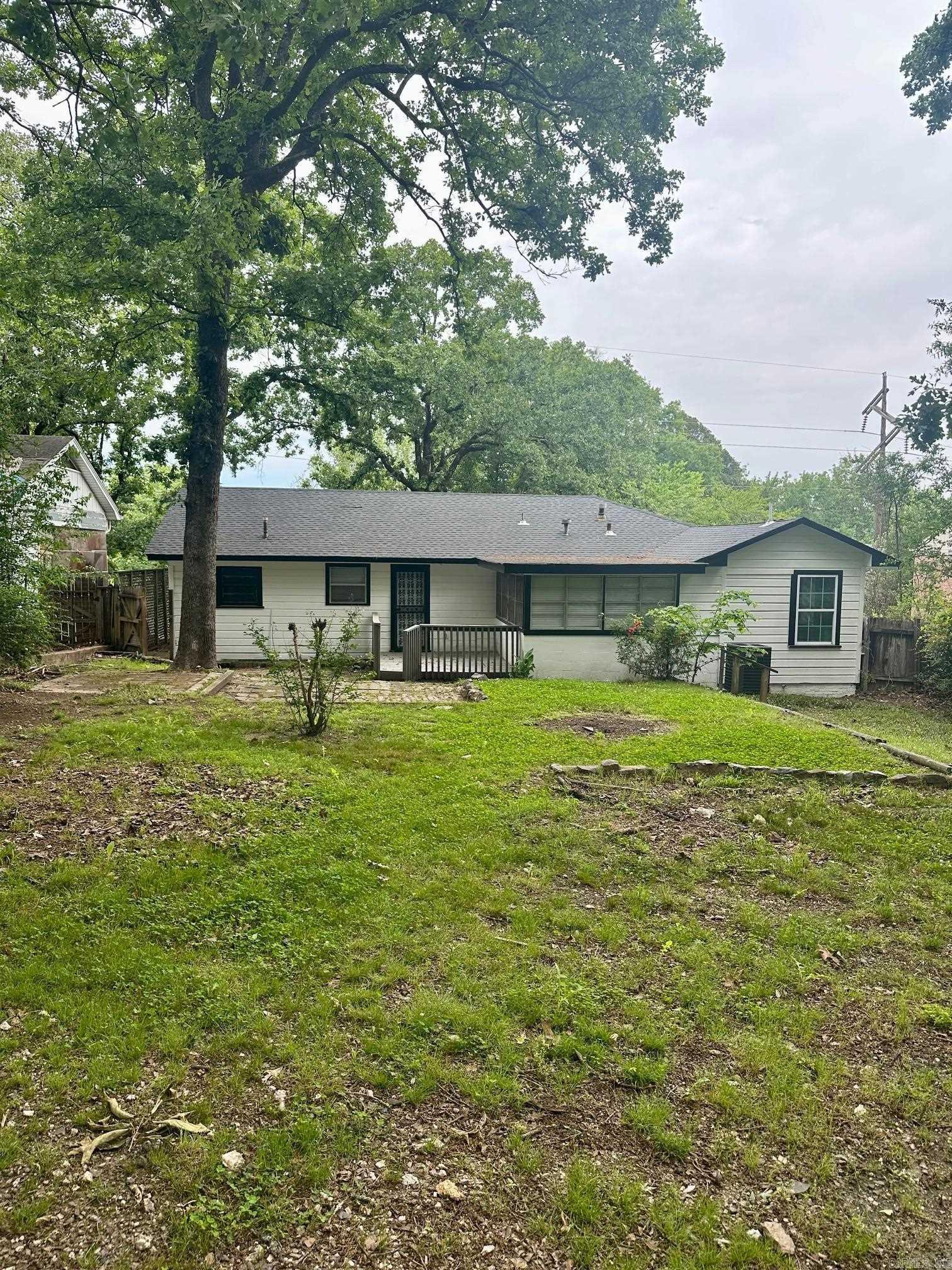 5909 Lee  Little Rock, AR