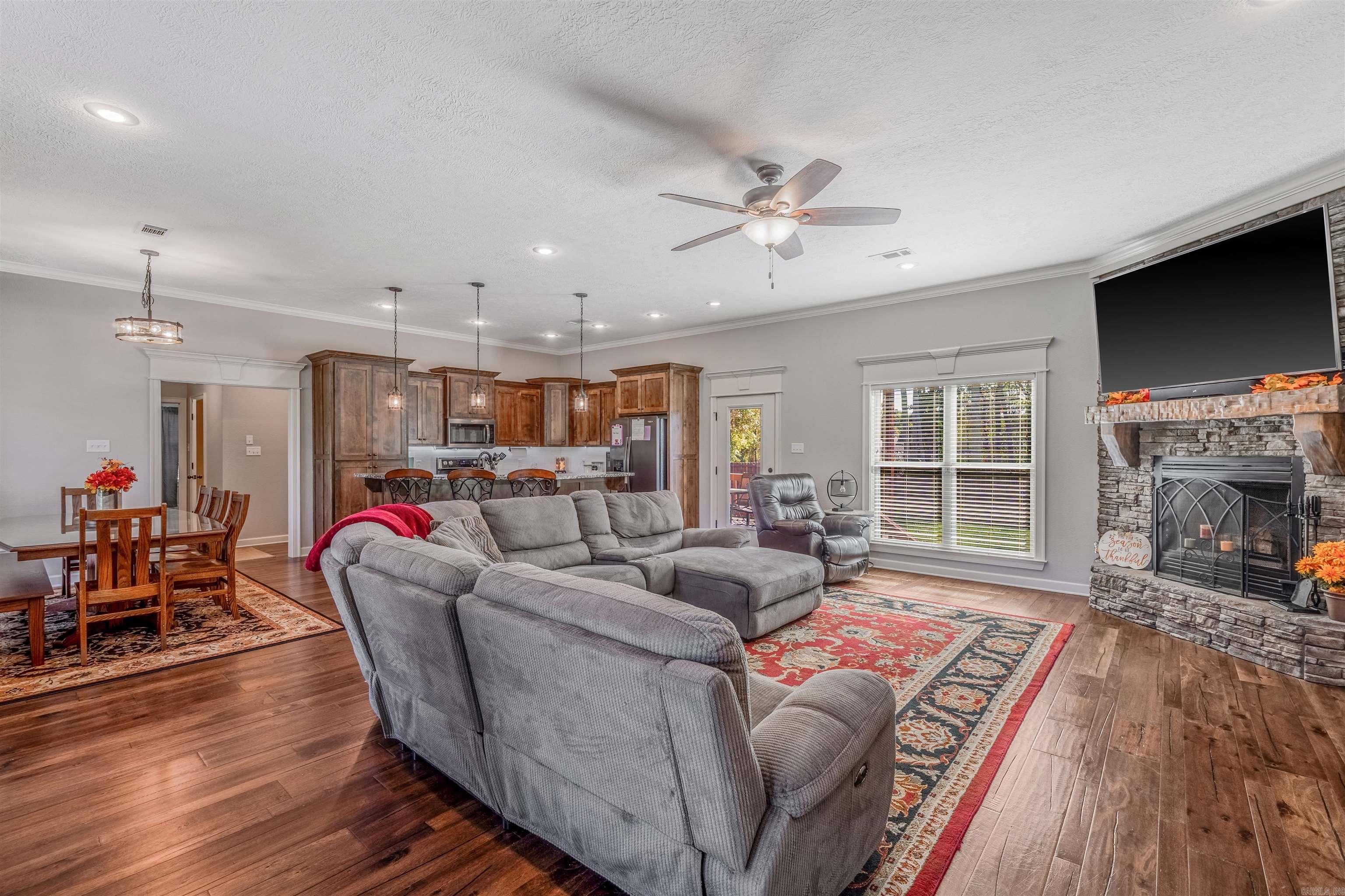 8 Winterberry  Greenbrier, AR
