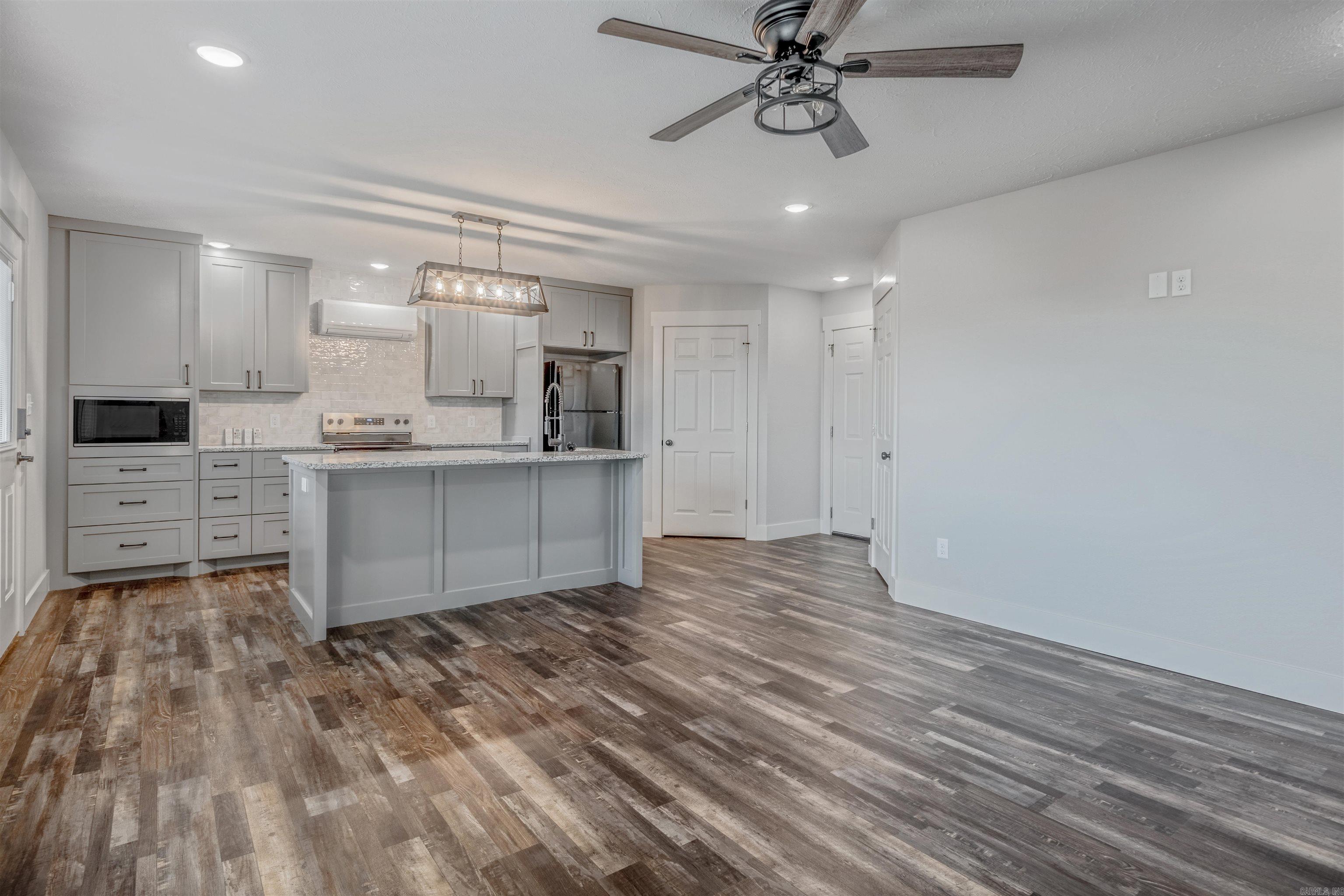 8 Winterberry  Greenbrier, AR