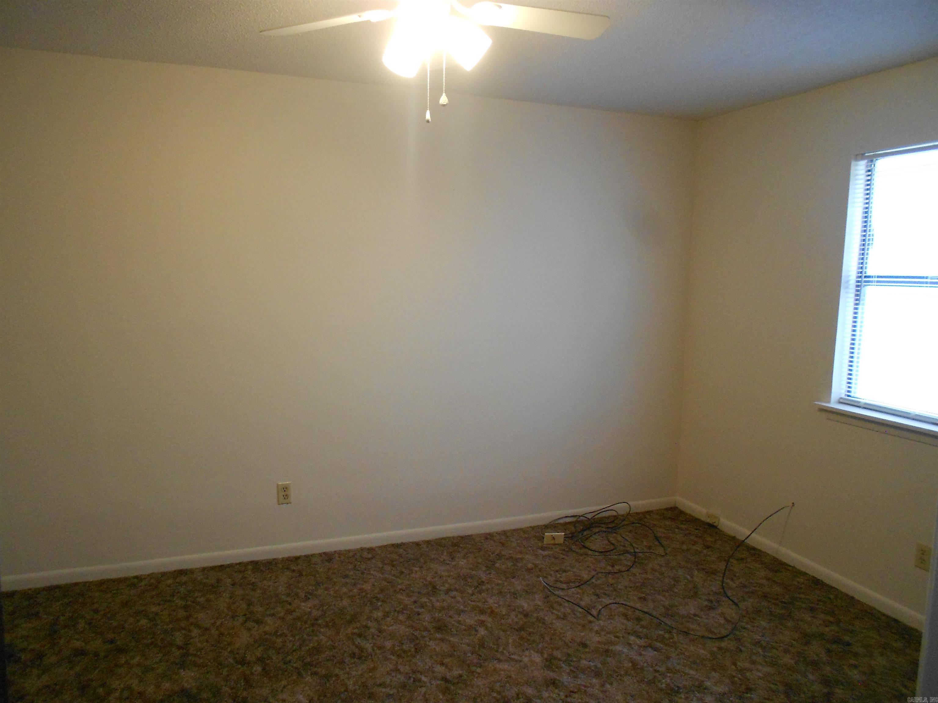 1505 N Poplar  North Little Rock, AR