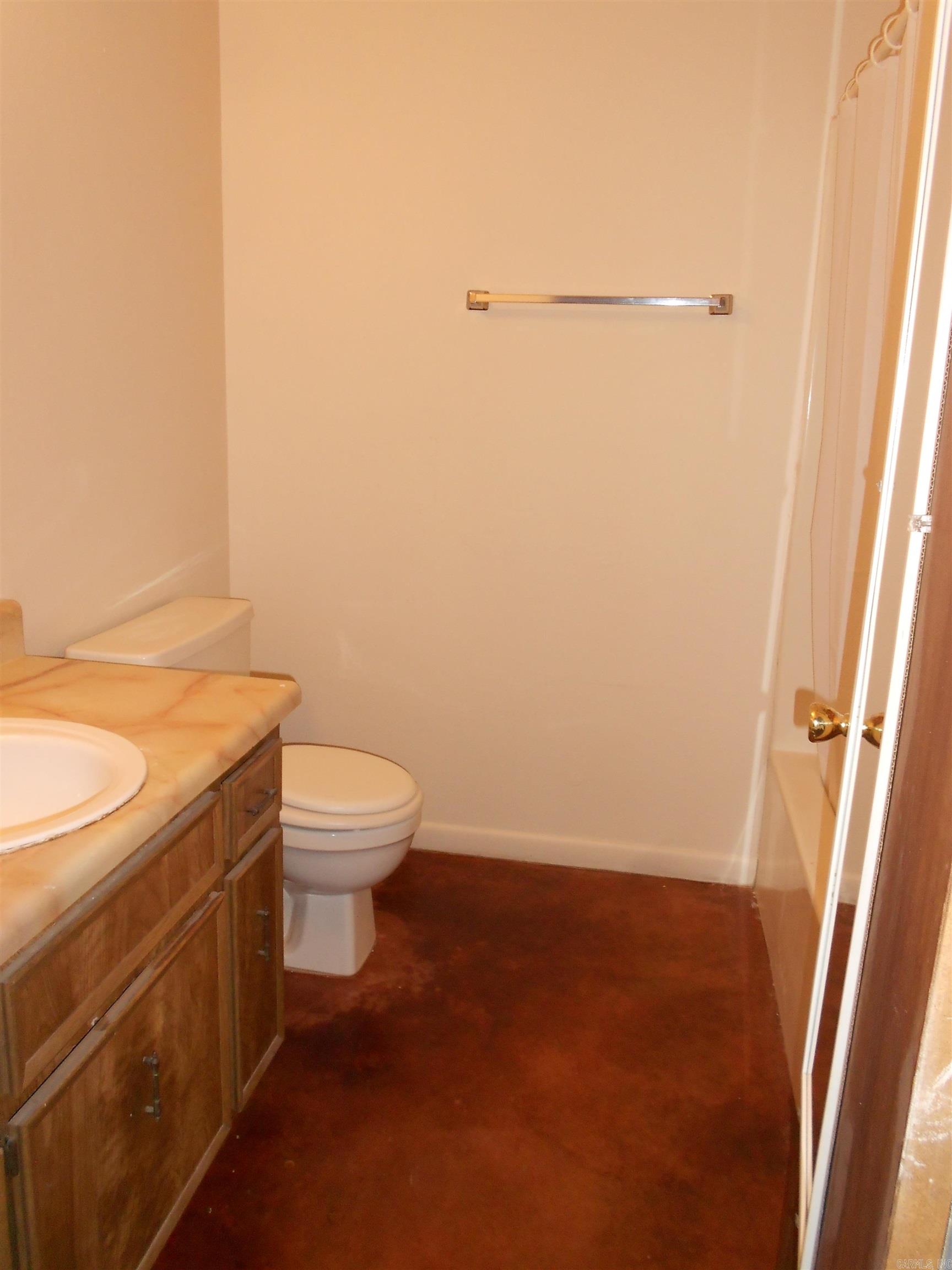 1505 N Poplar  North Little Rock, AR