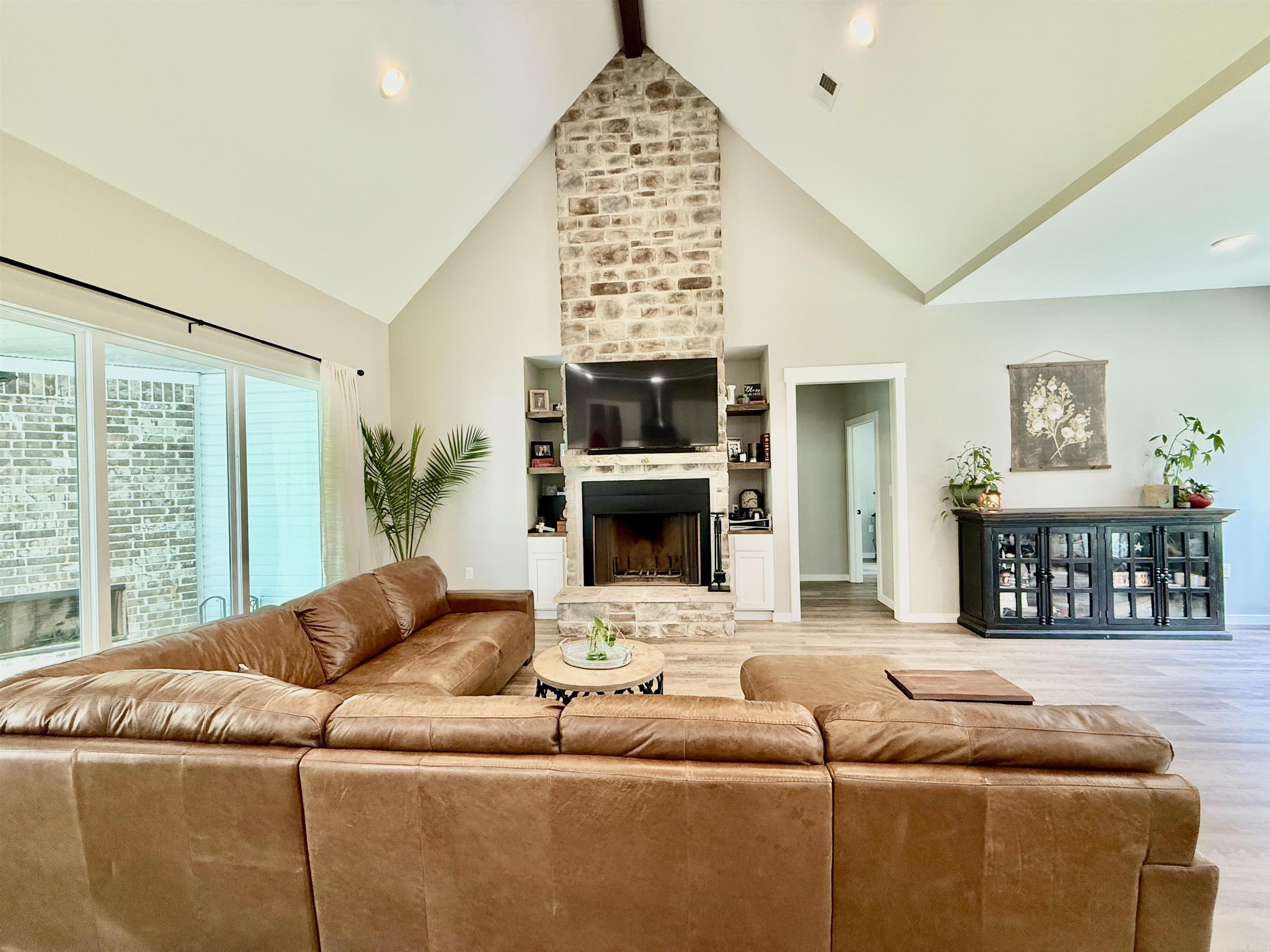 44 Skinner  Austin, AR