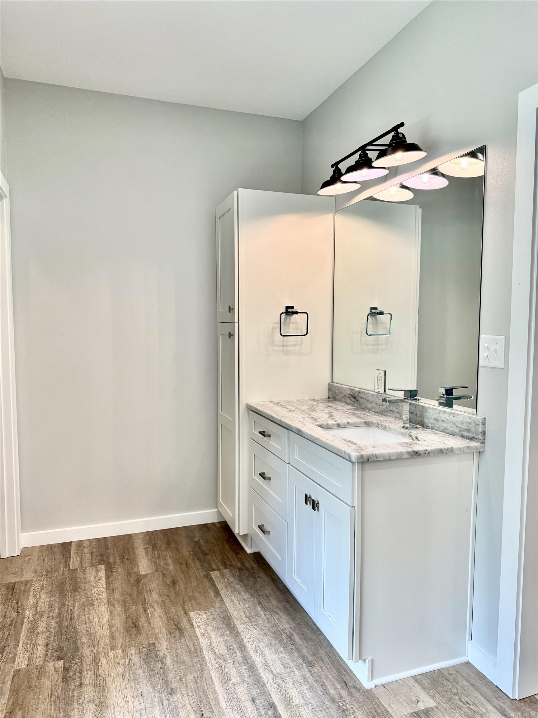 44 Skinner  Austin, AR