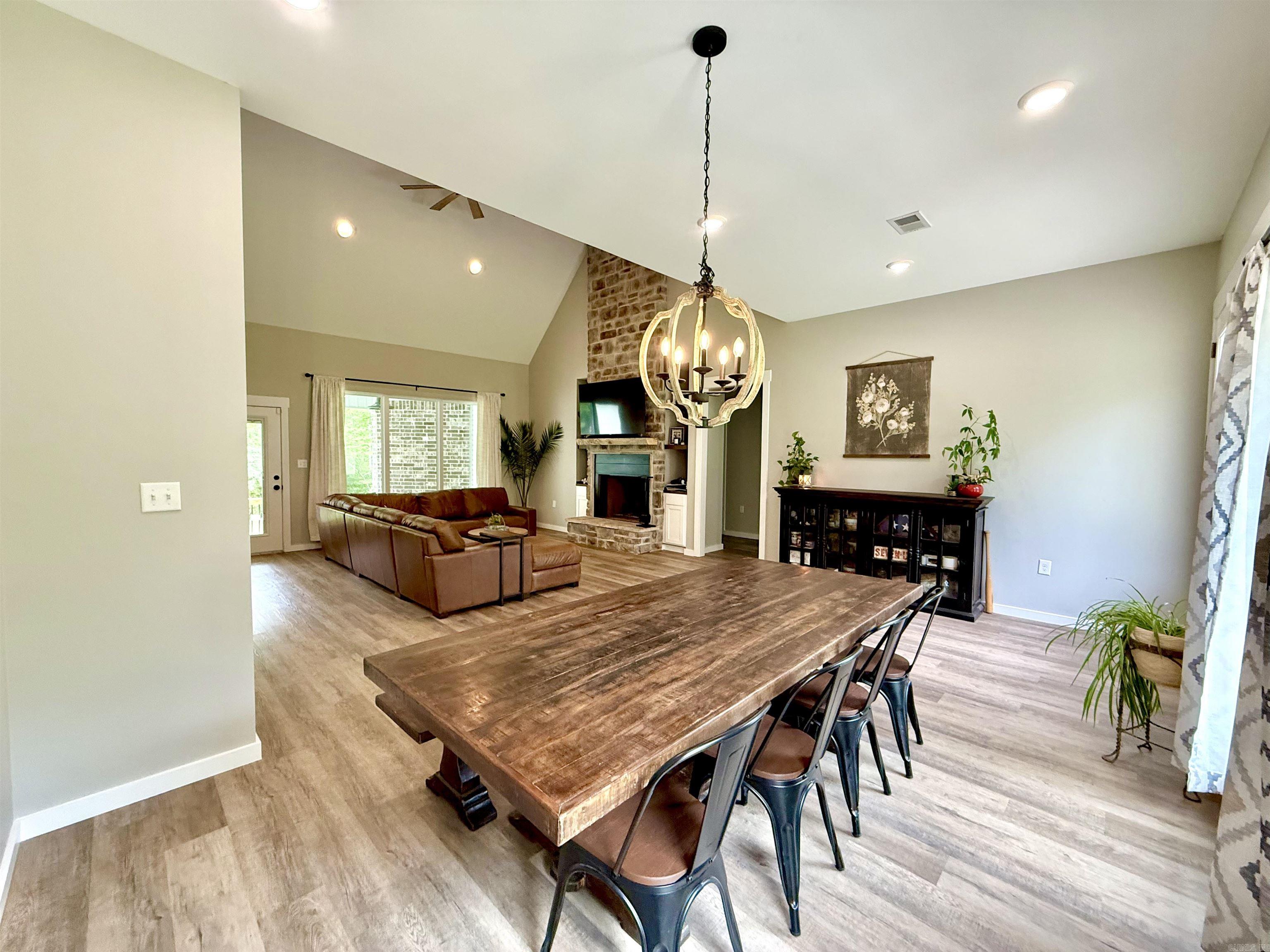 44 Skinner  Austin, AR