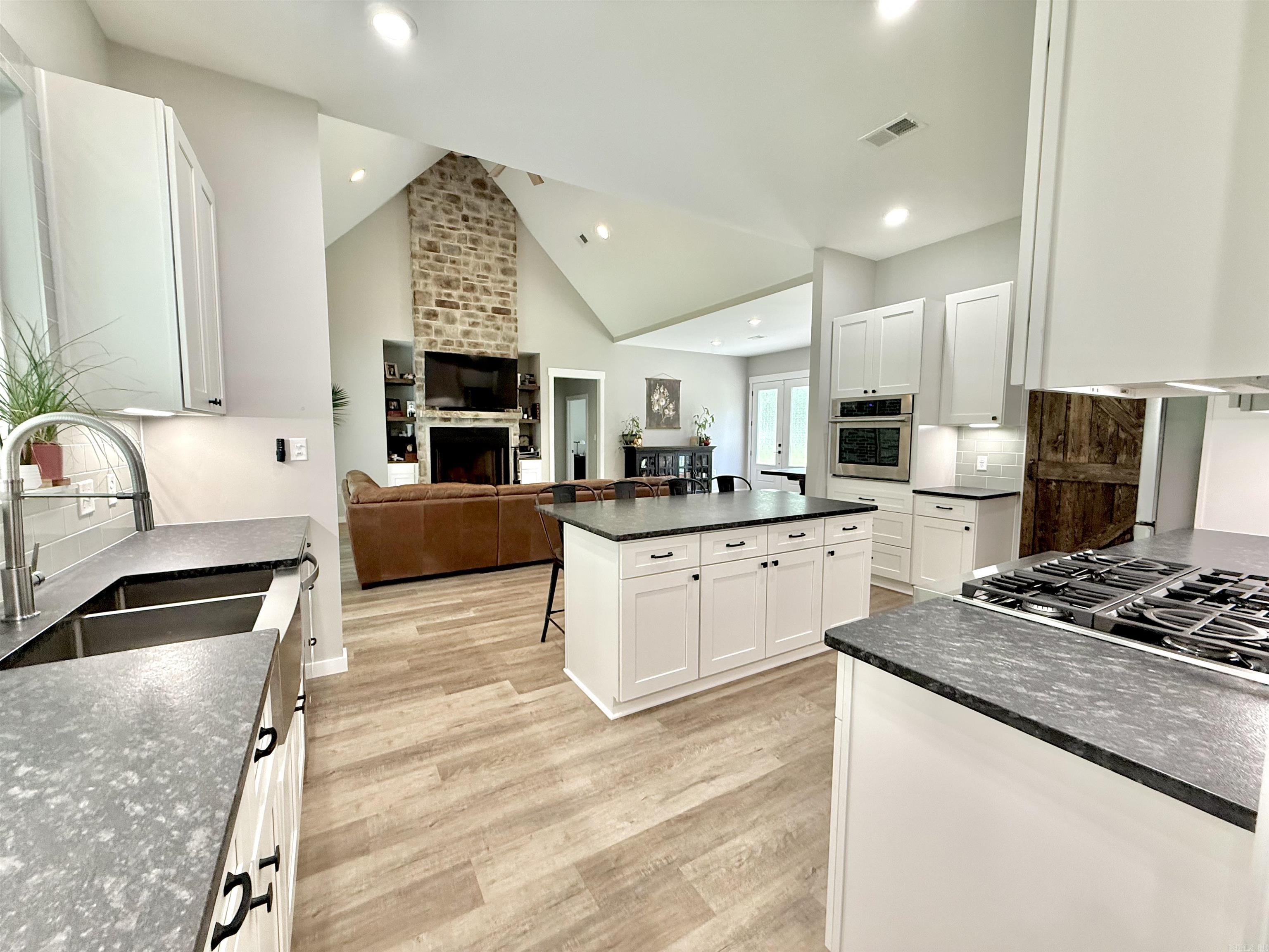 44 Skinner  Austin, AR