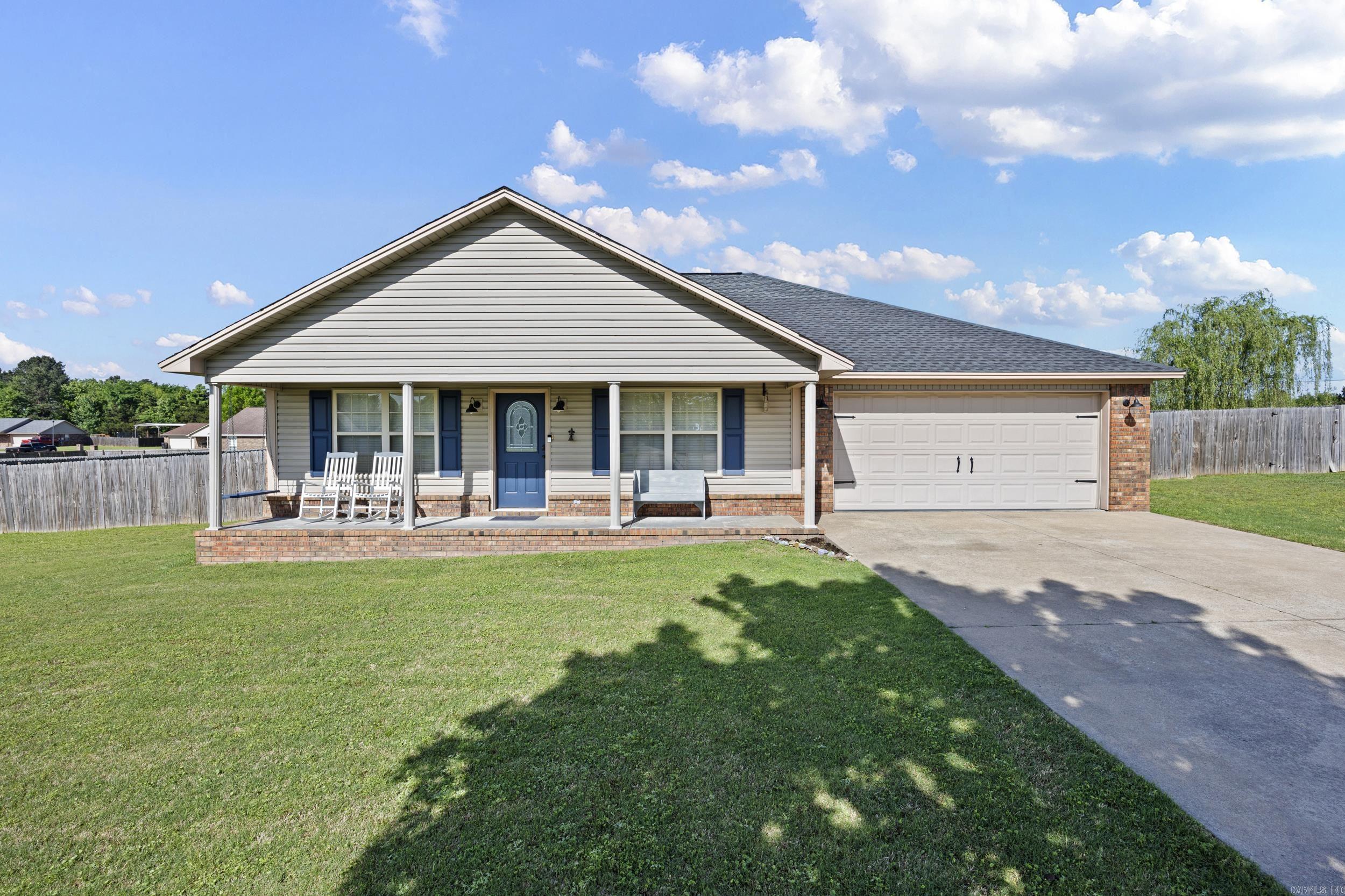 521 Maggie Loop