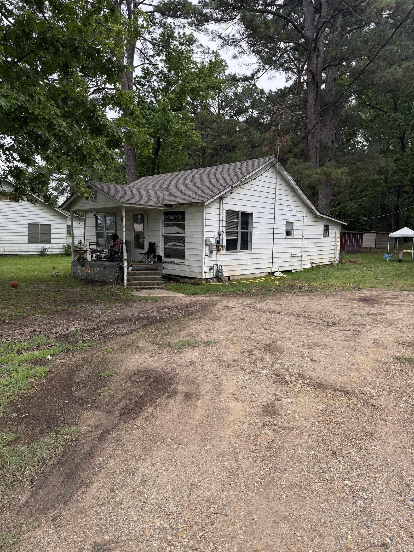 7173 S Highway 67  Gurdon, AR