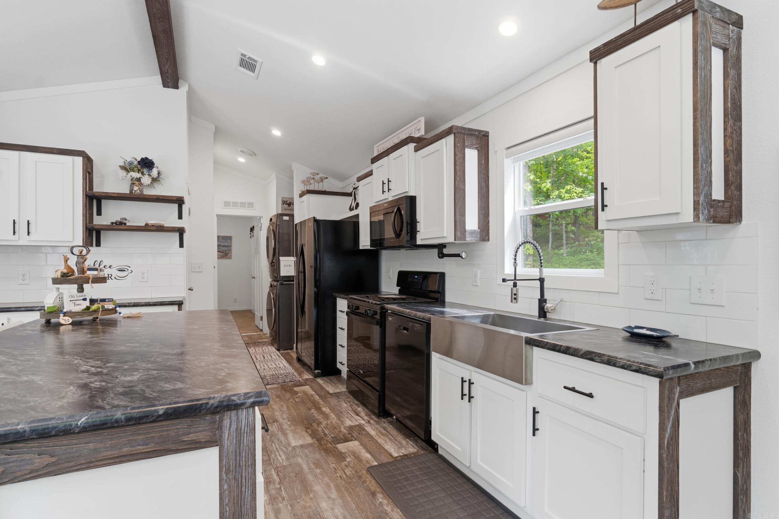 300 Bobby Road Higden, AR 72067