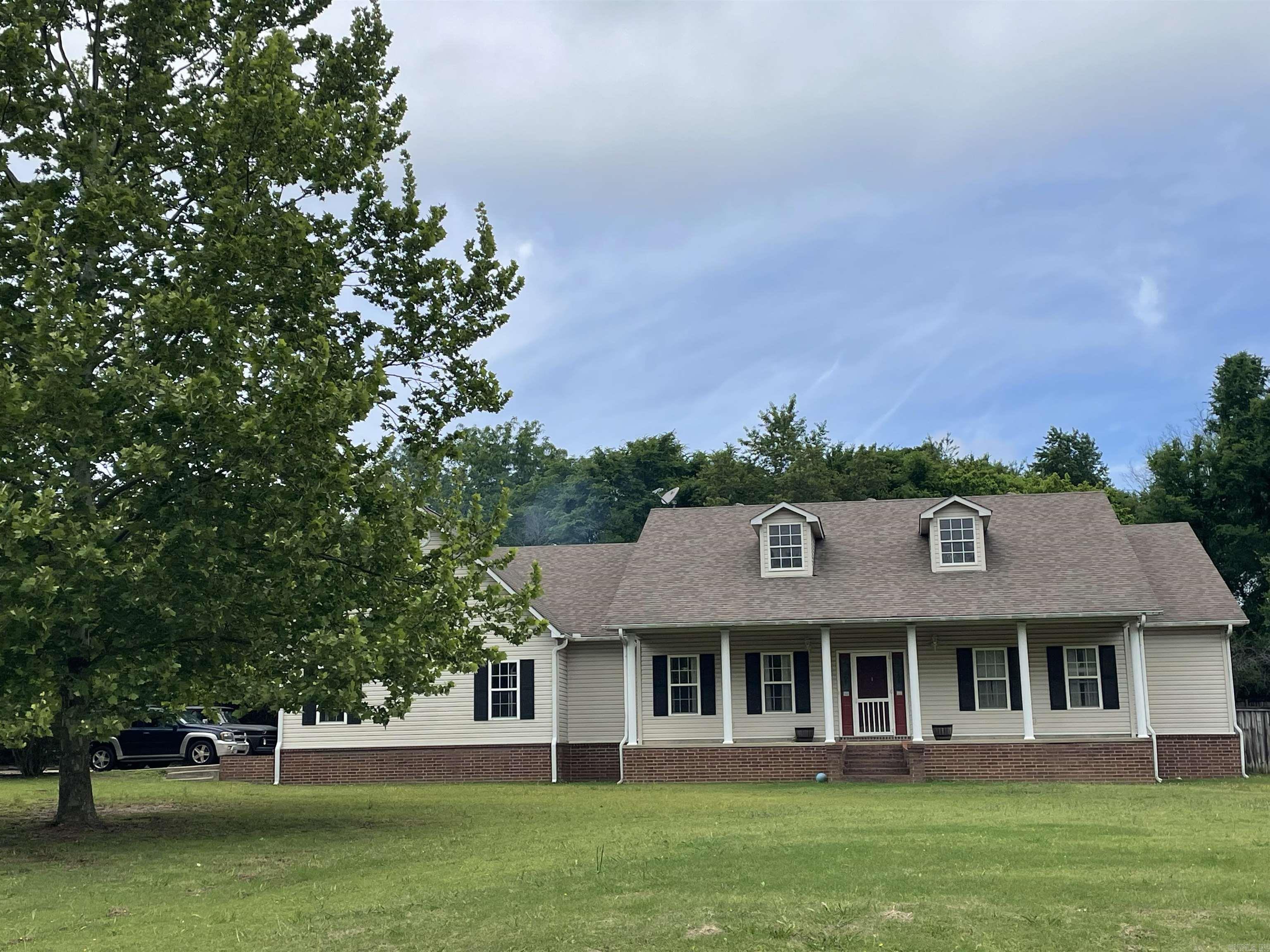 101 Artesia  Beebe, AR