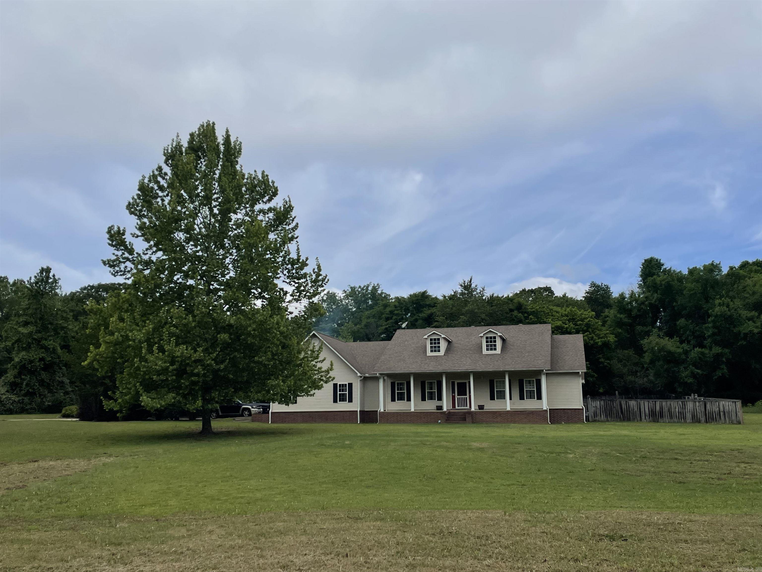 101 Artesia  Beebe, AR