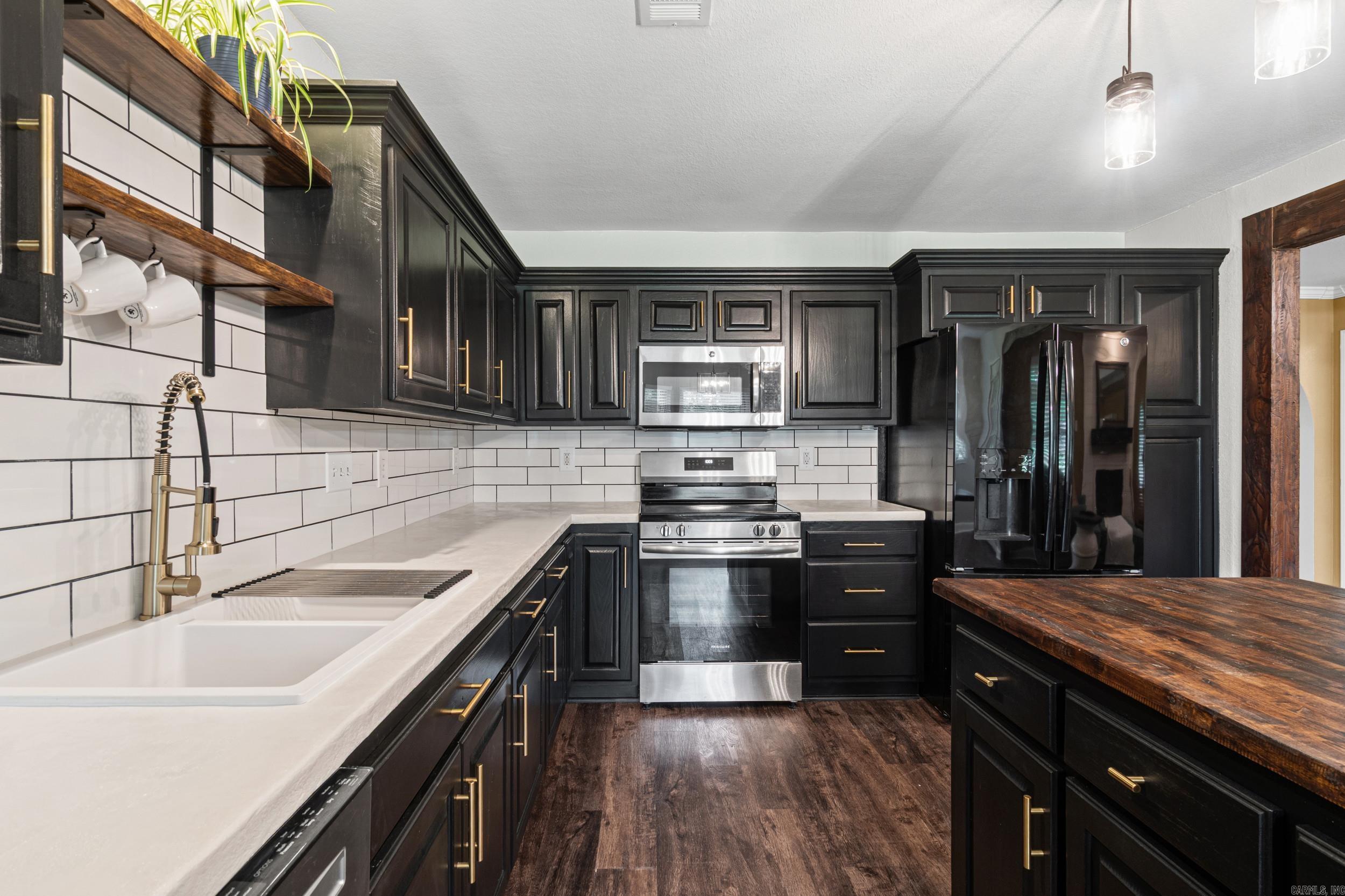 112 Mildred  Beebe, AR