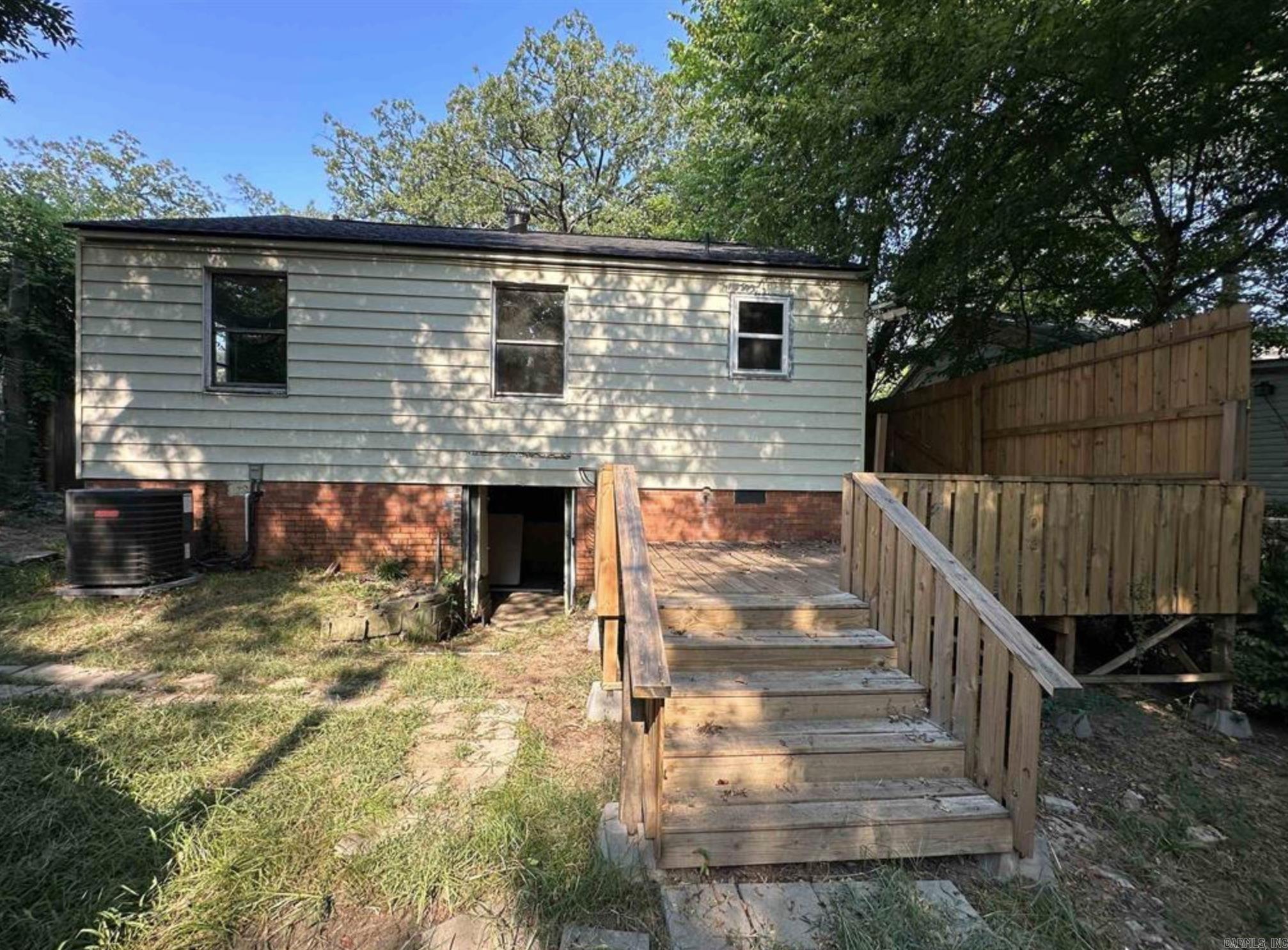 2119 S Harrison  Little Rock, AR