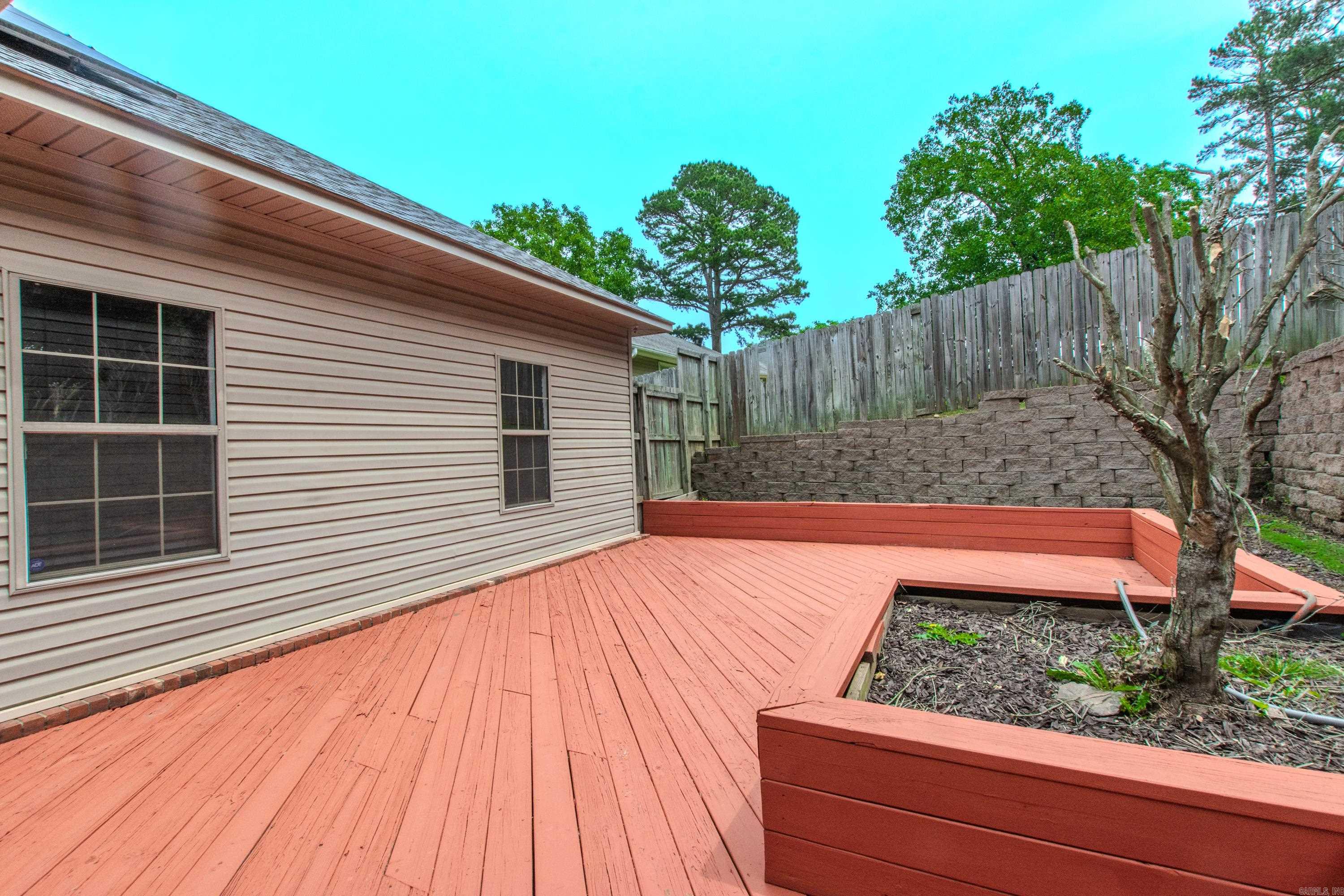 26 Emerald  Maumelle, AR