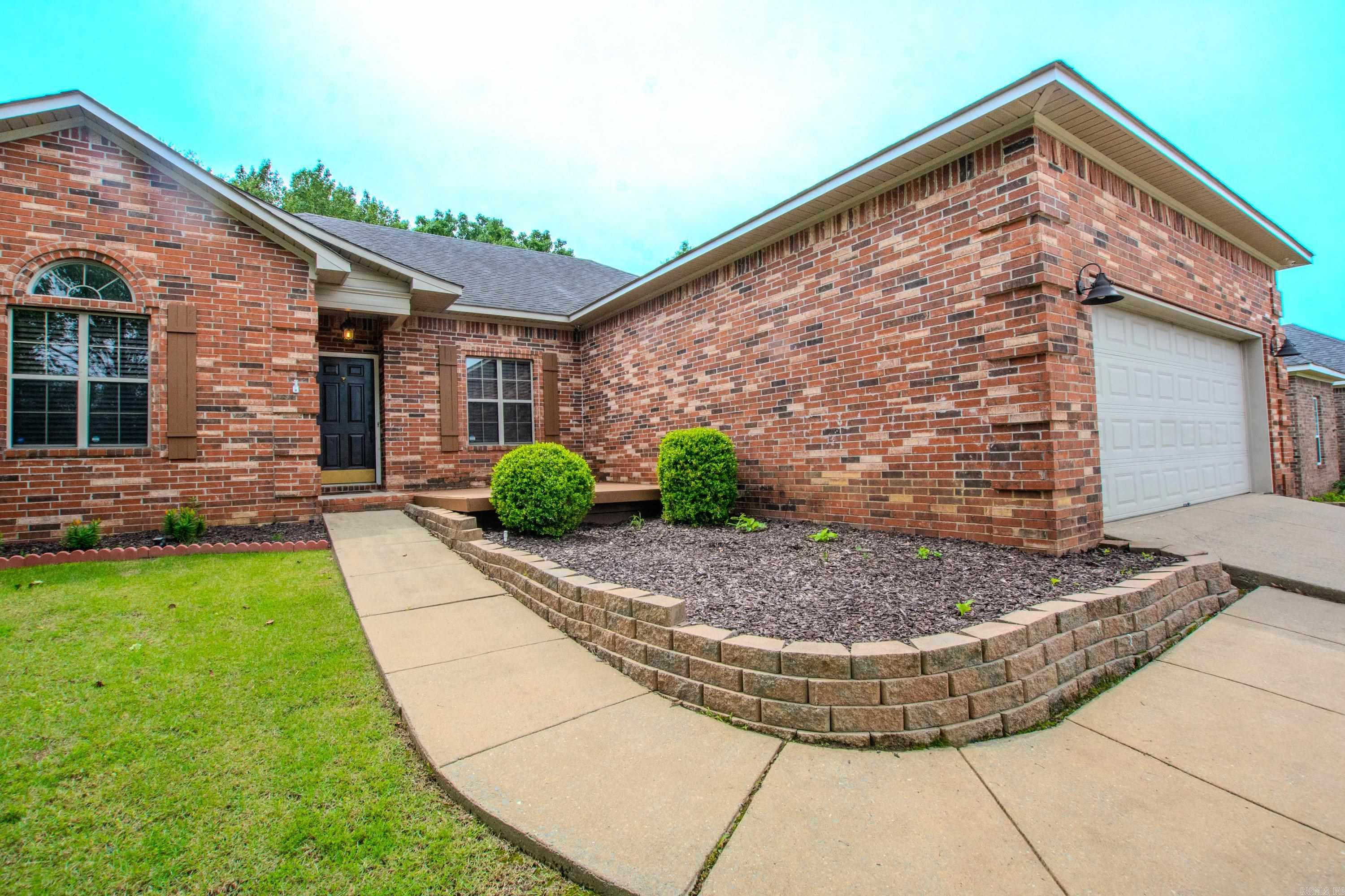 26 Emerald  Maumelle, AR
