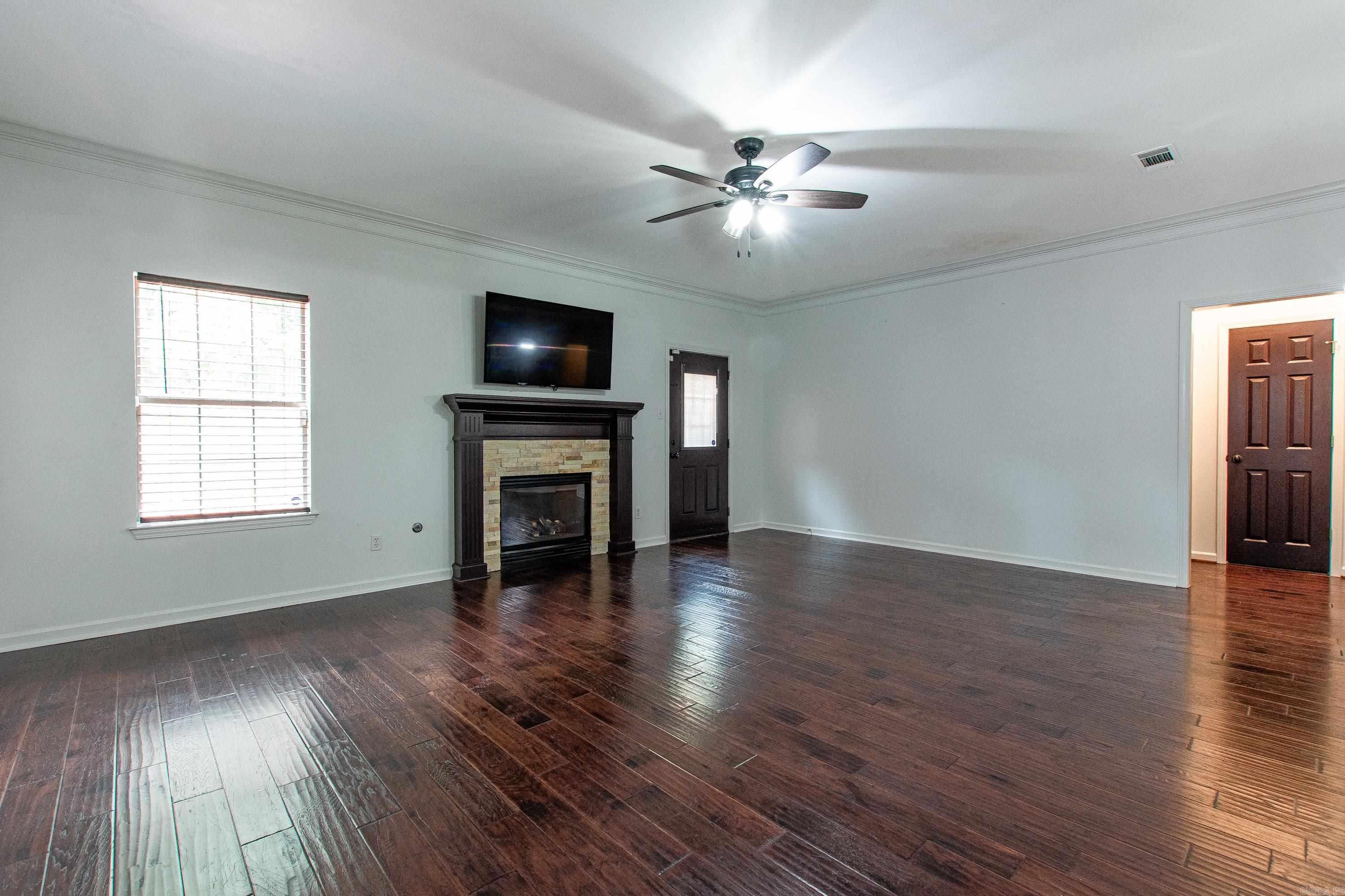 26 Emerald  Maumelle, AR