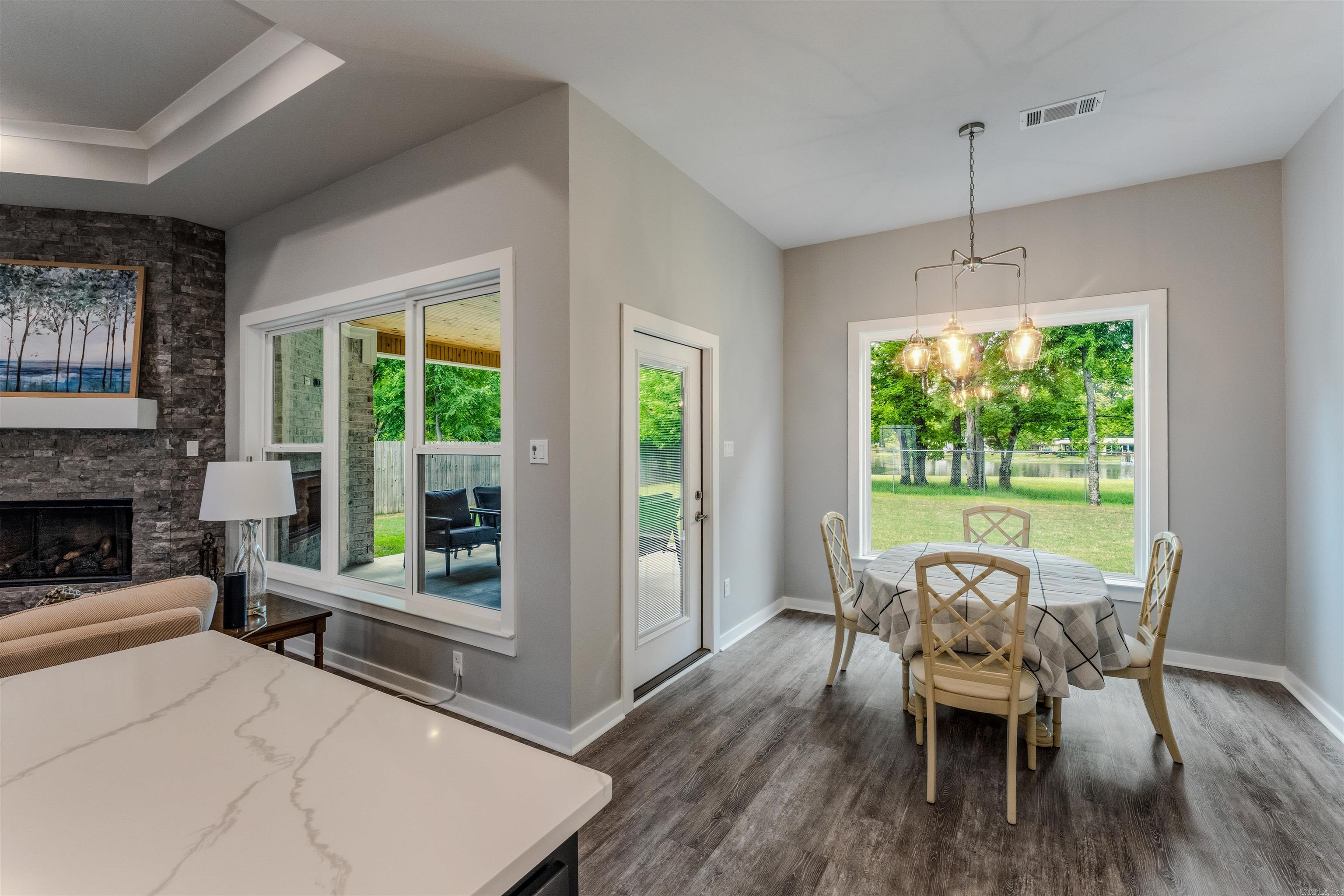 5112 Castaway Bay Dr  Benton, AR