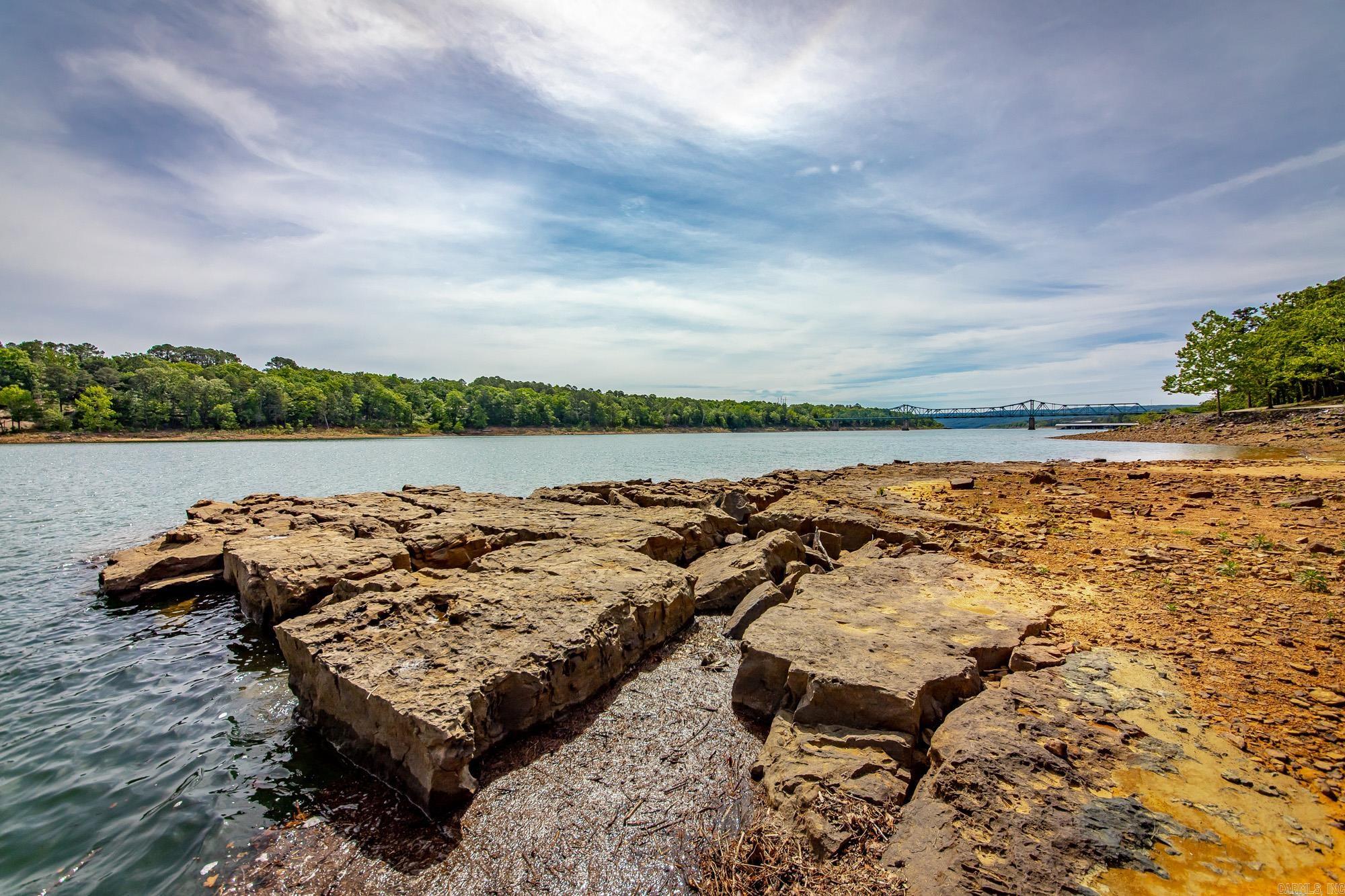 375 Lake Shore  Higden, AR