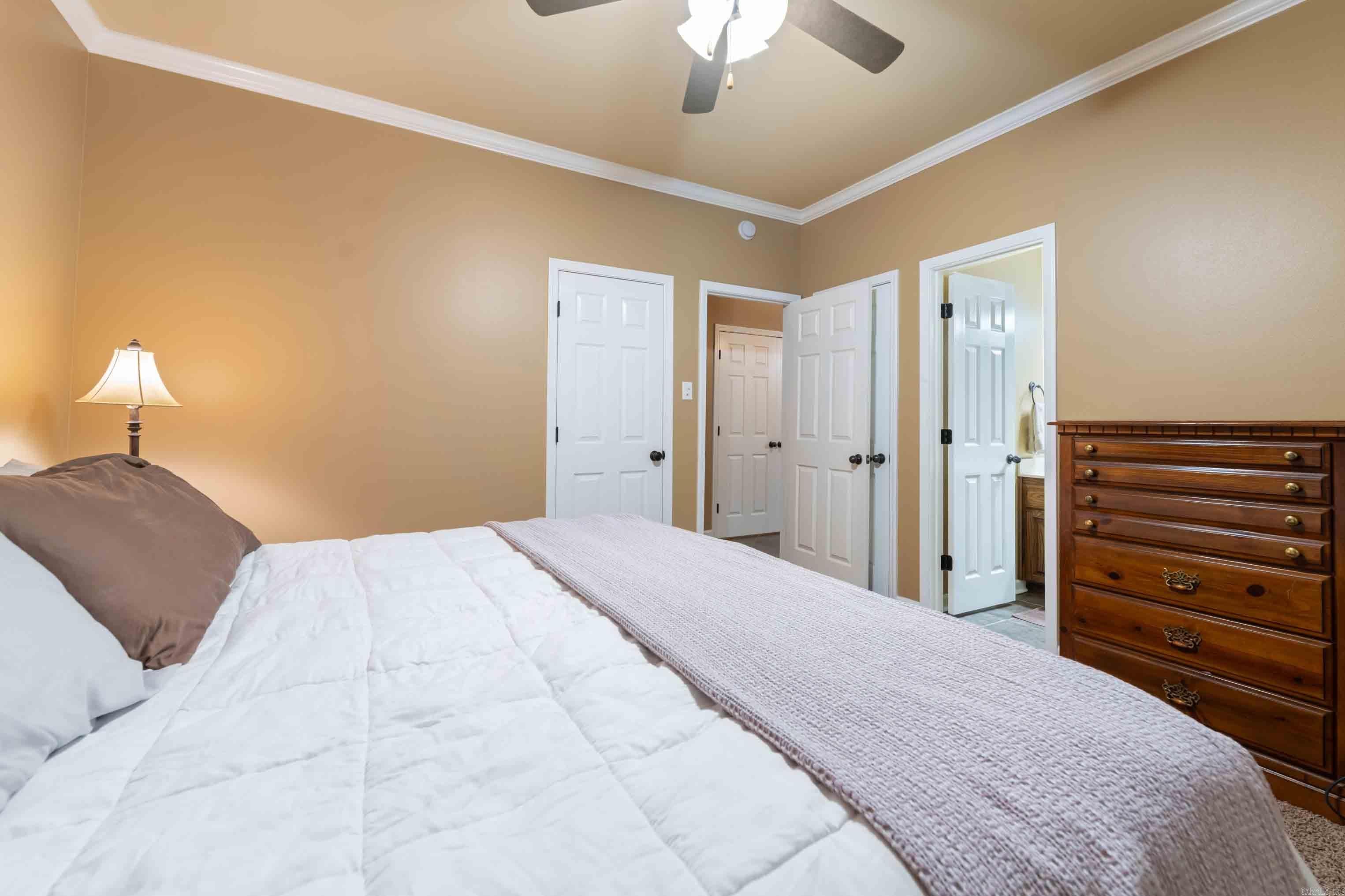60 Highland Rd  Tumbling Shoals, AR