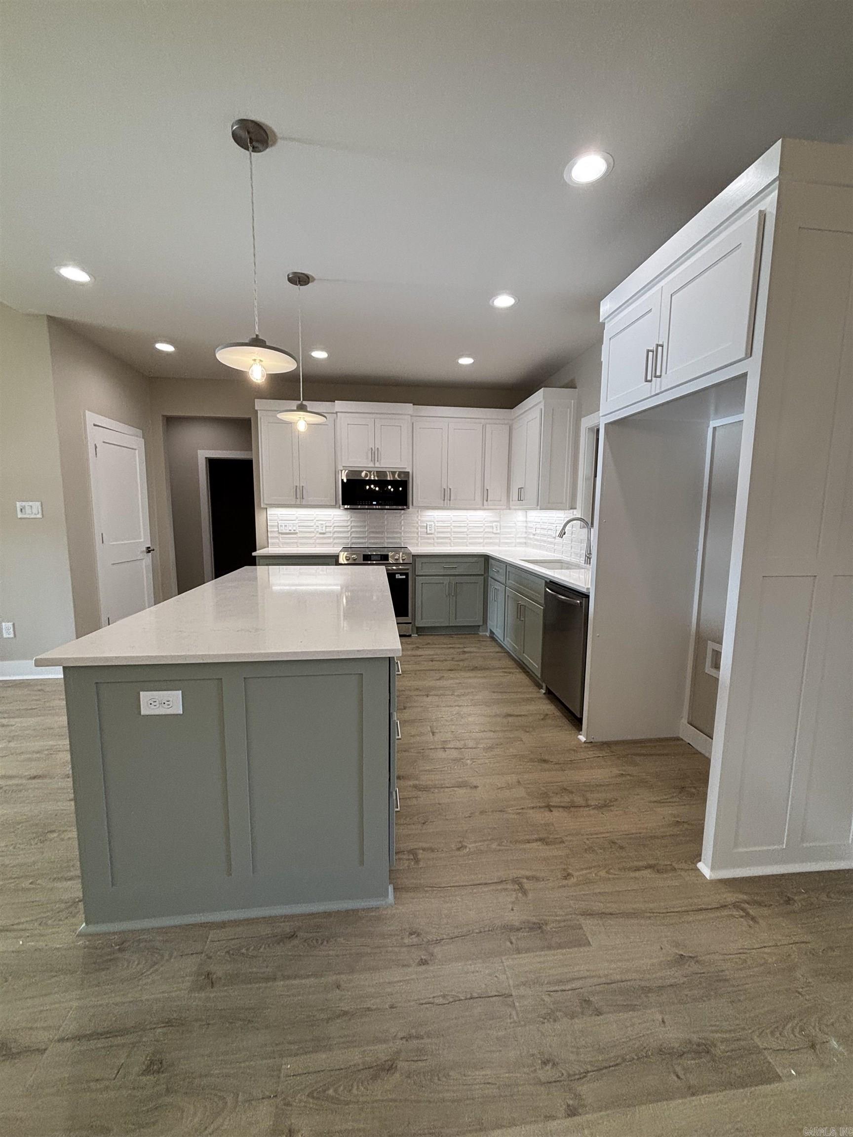 742 Grand Valley  Austin, AR
