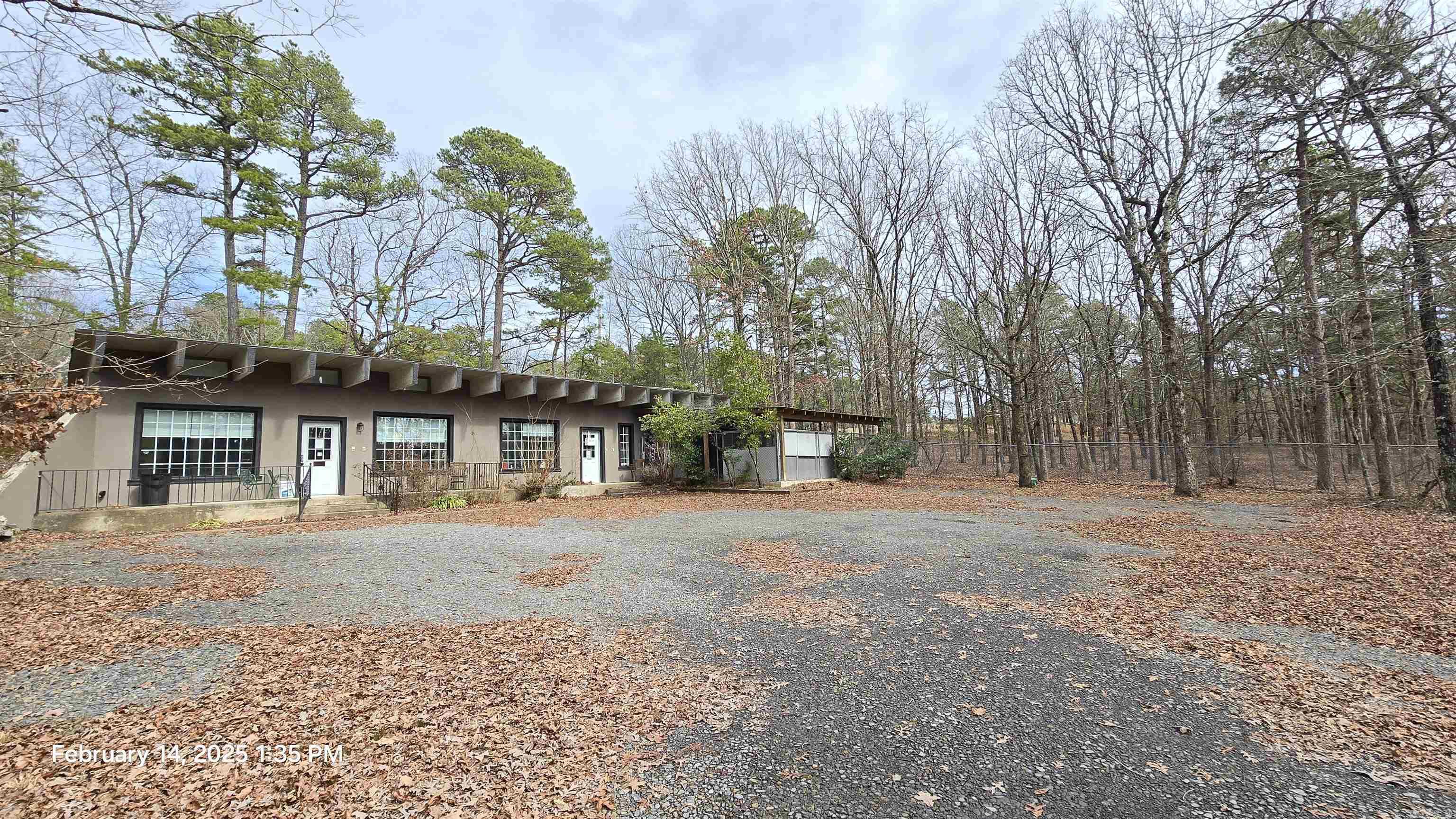 15158 E Highway 16  Fairfield Bay, AR