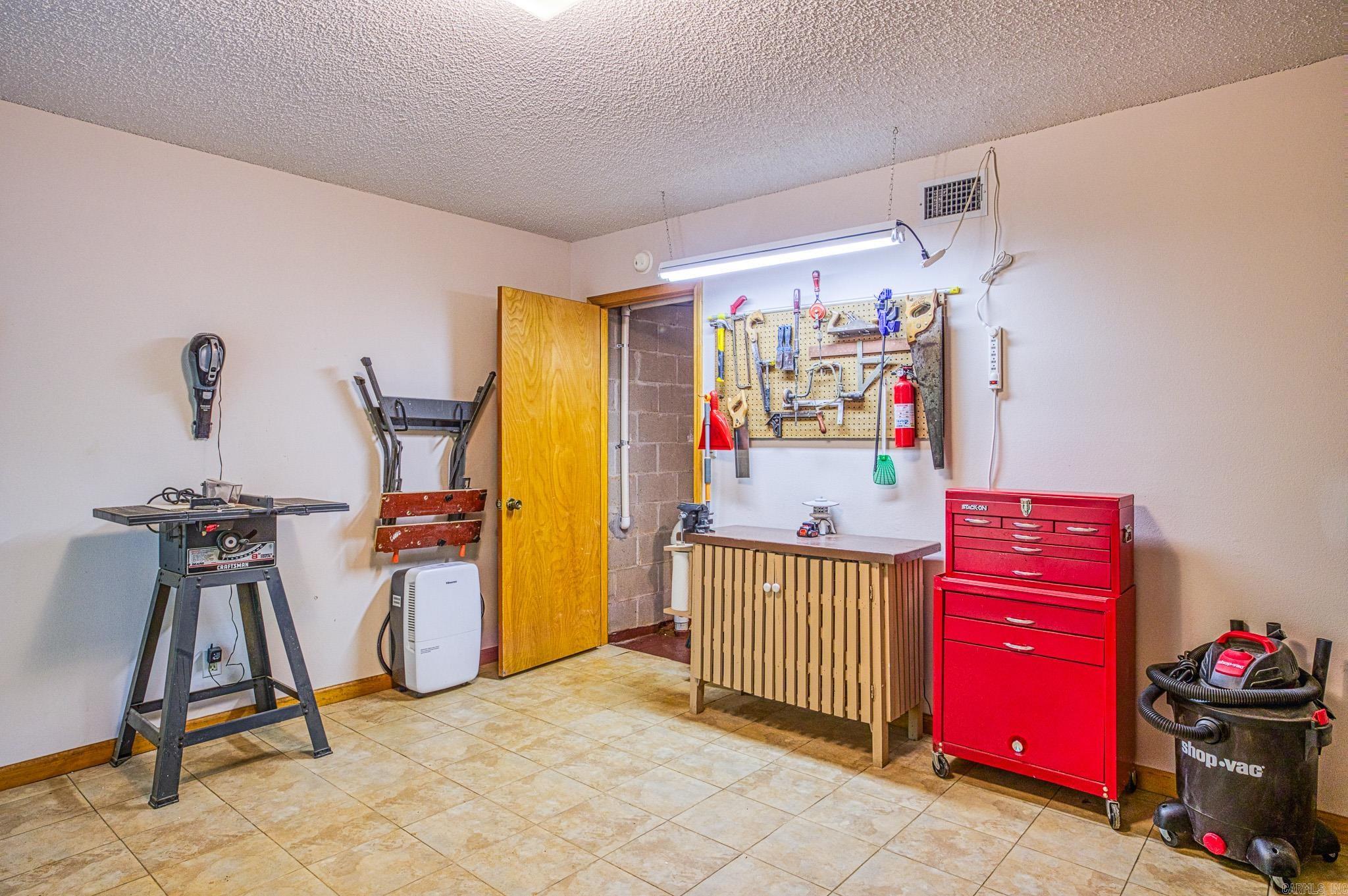 20 LaGranja Circle  Hot Springs Village, AR