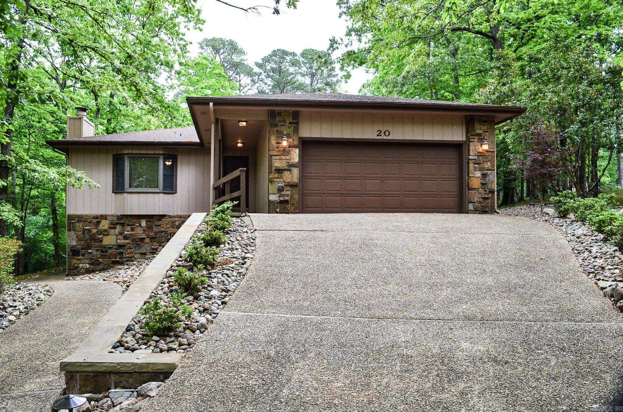 20 LaGranja Circle  Hot Springs Village, AR