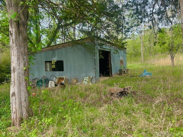 1939 Meadow Creek  Clinton, AR