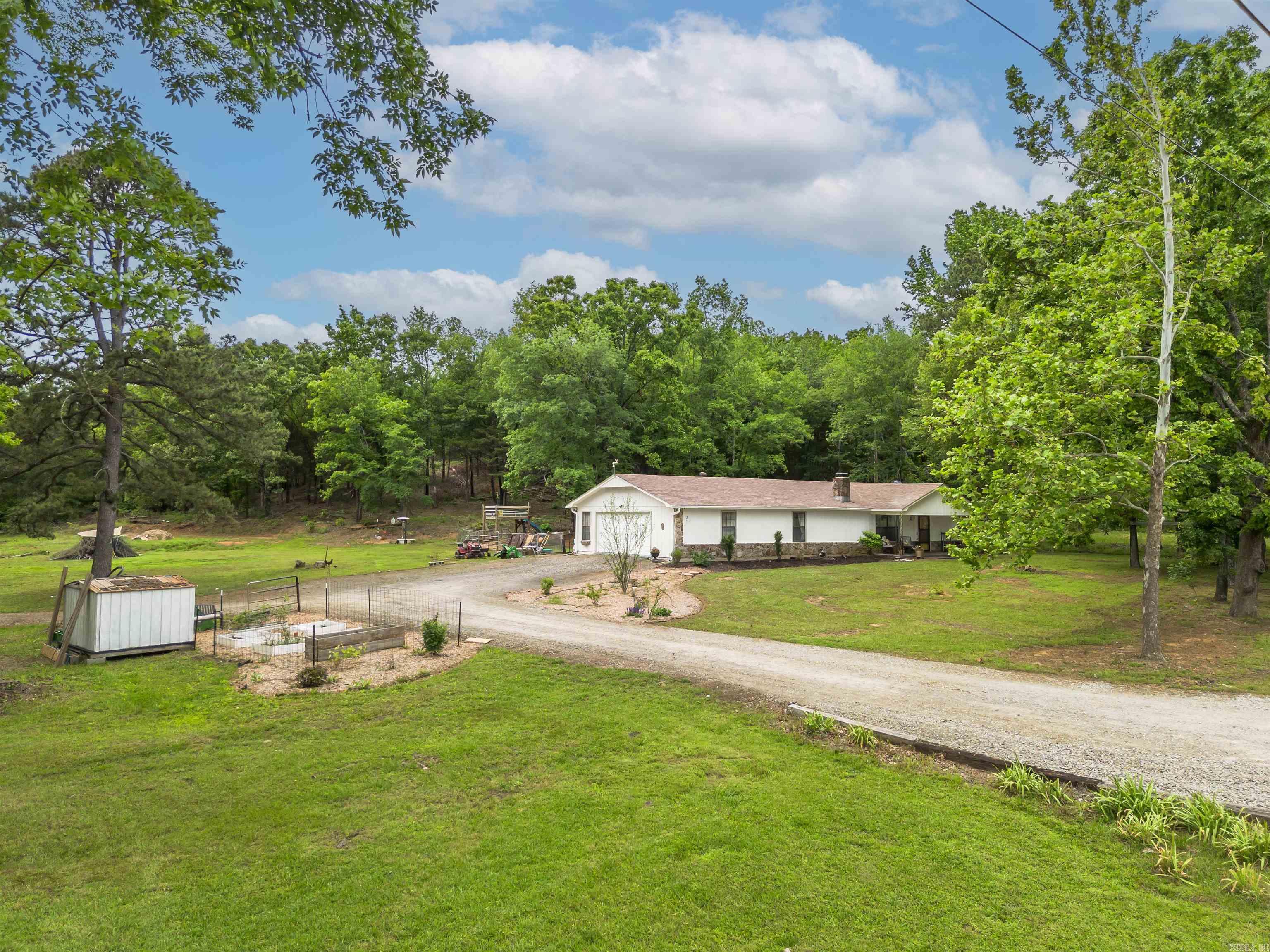 21 Springhill  Greenbrier, AR