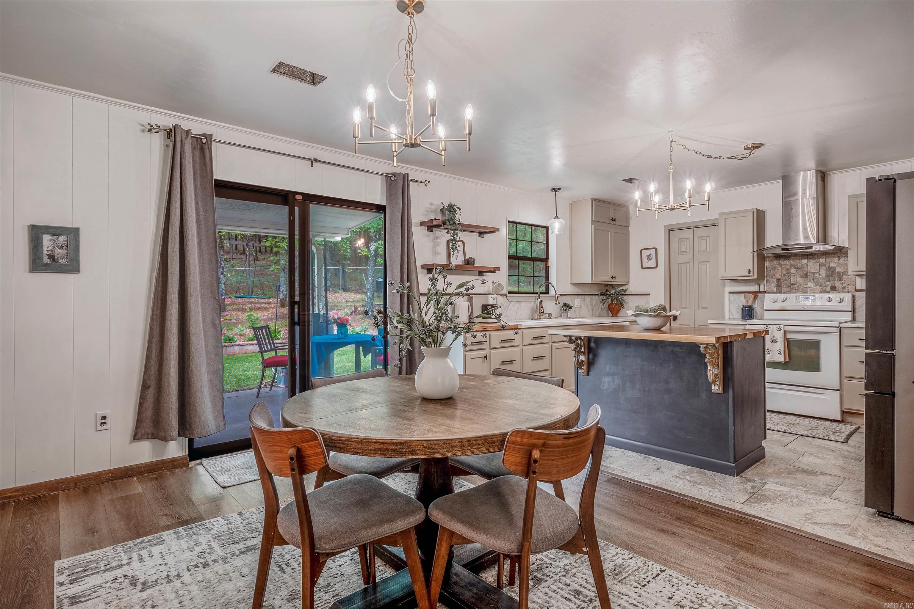 21 Springhill  Greenbrier, AR