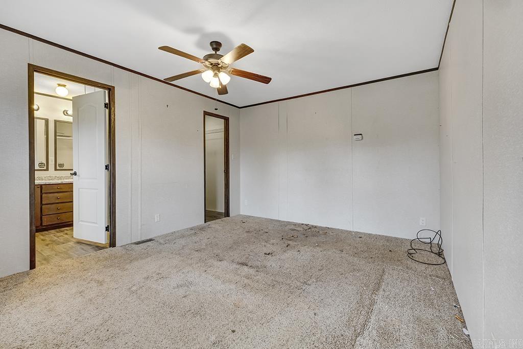 6136 N Highway 29  Blevins, AR
