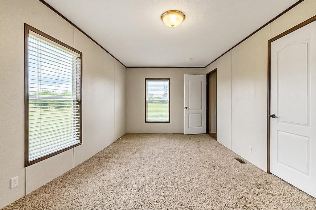 6136 N Highway 29  Blevins, AR