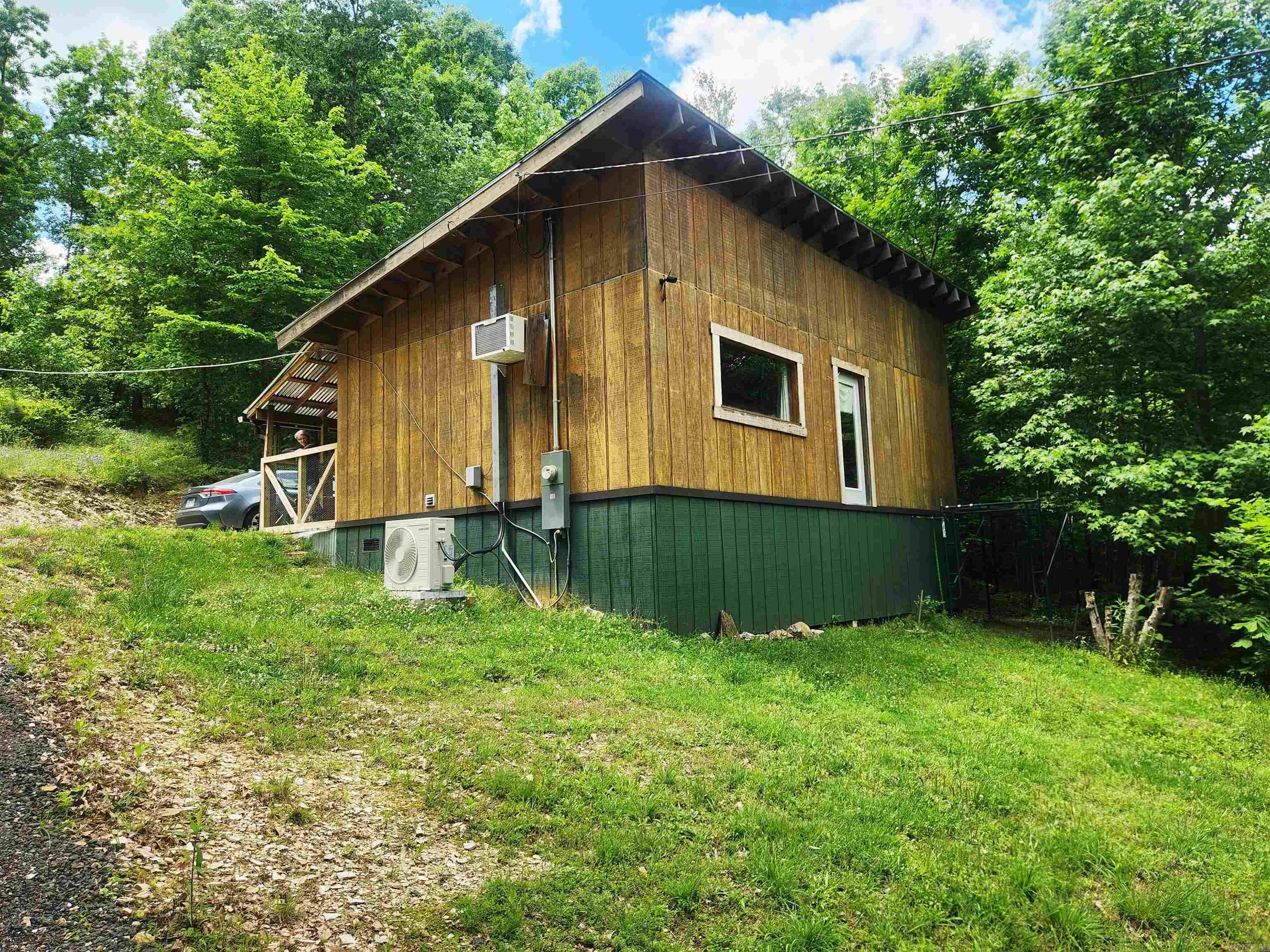 142 Sargo  Hot Springs, AR