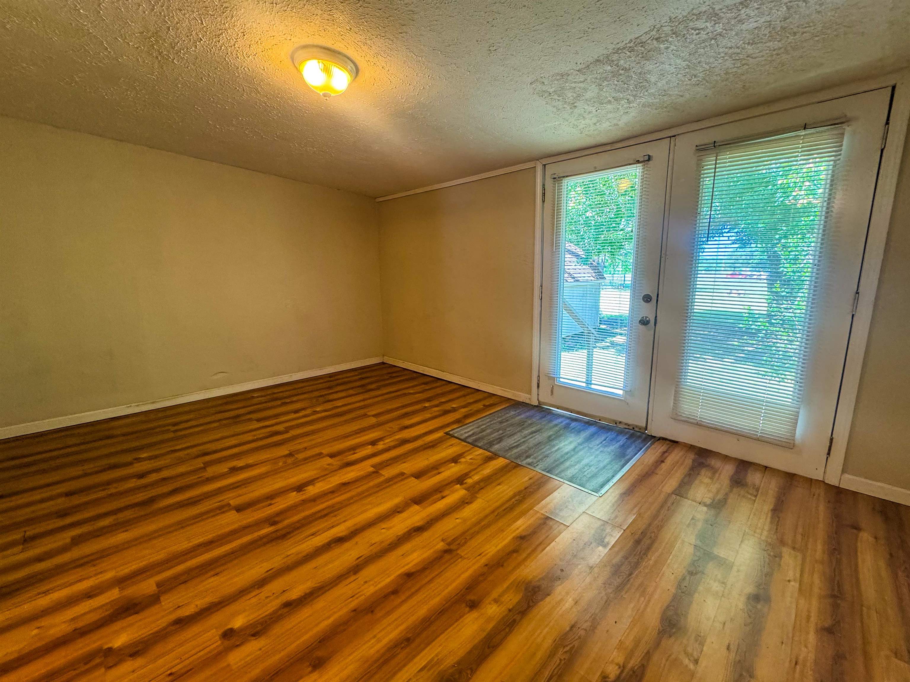 20 Diane  Ash Flat, AR