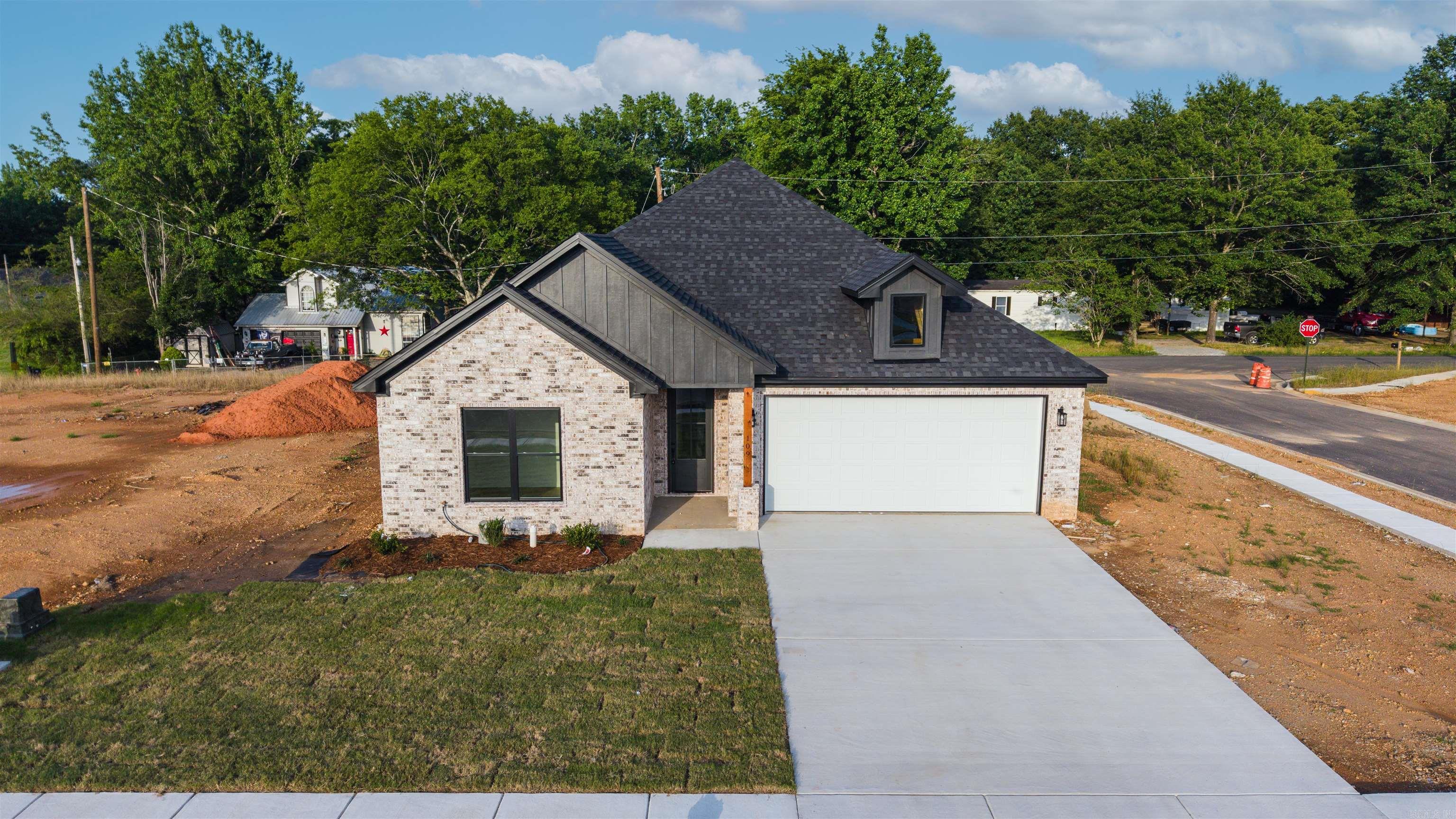 109 Fitzgerald  Benton, AR