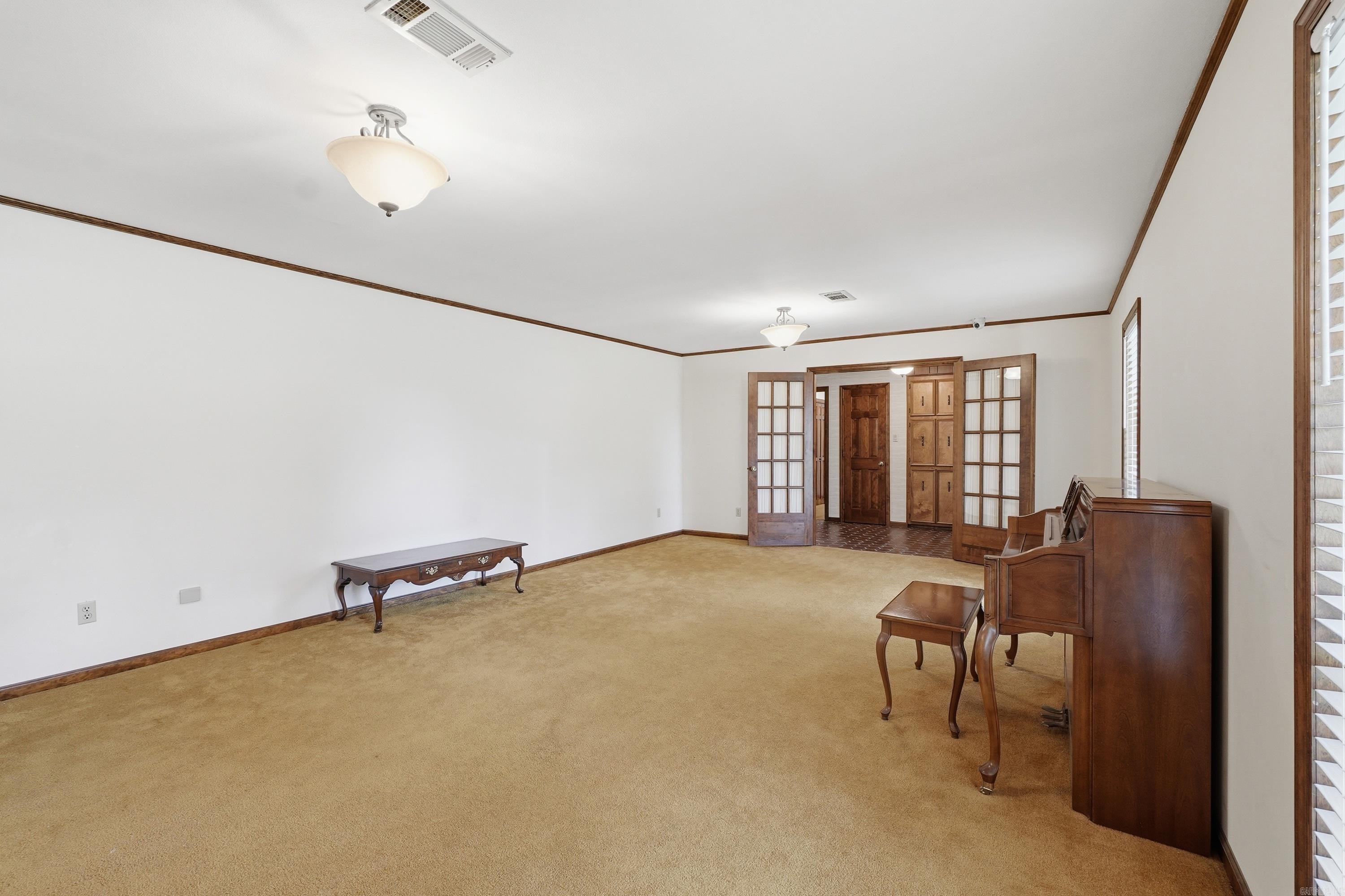 38 Garrett  Greenbrier, AR