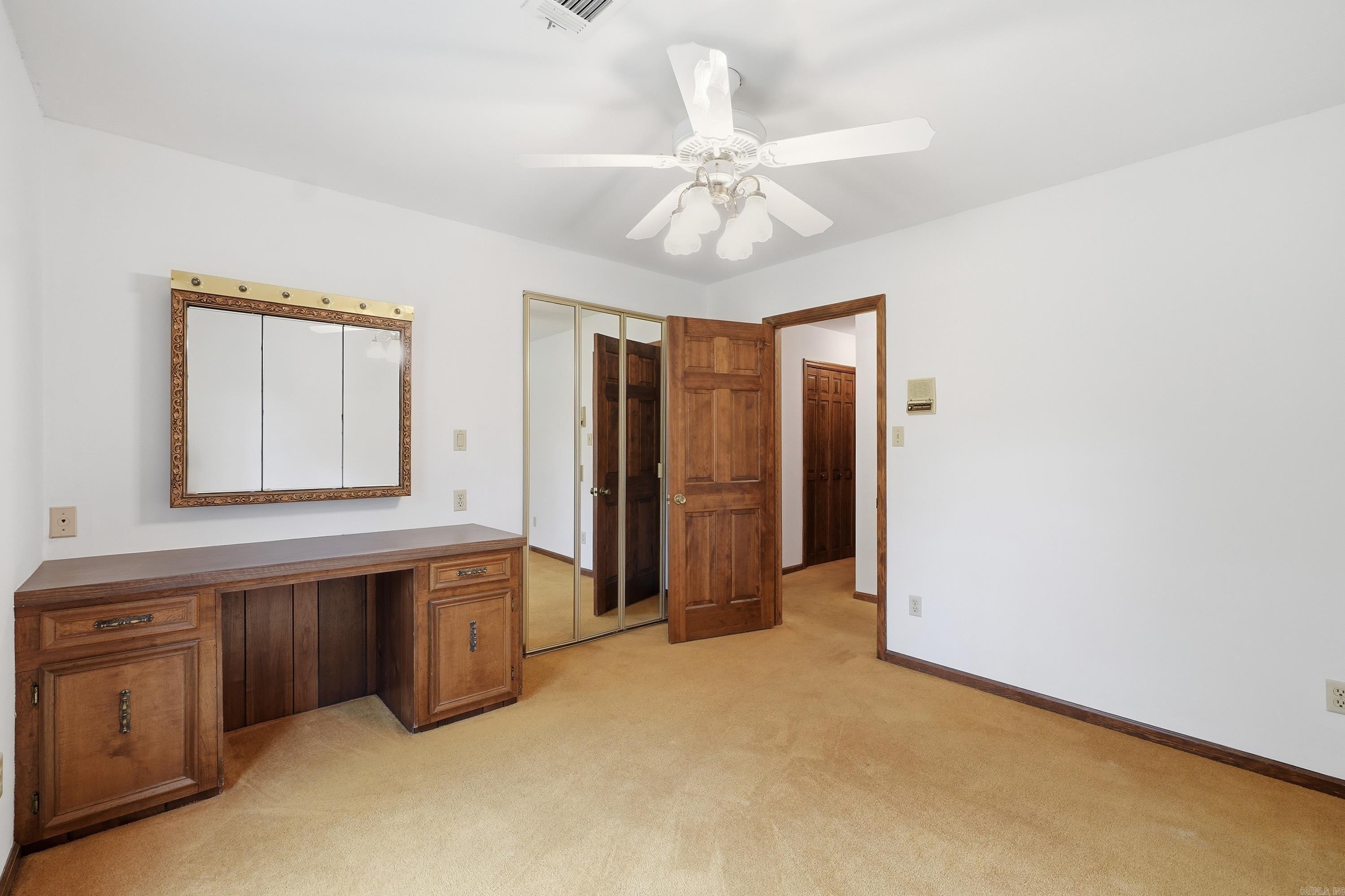 38 Garrett  Greenbrier, AR