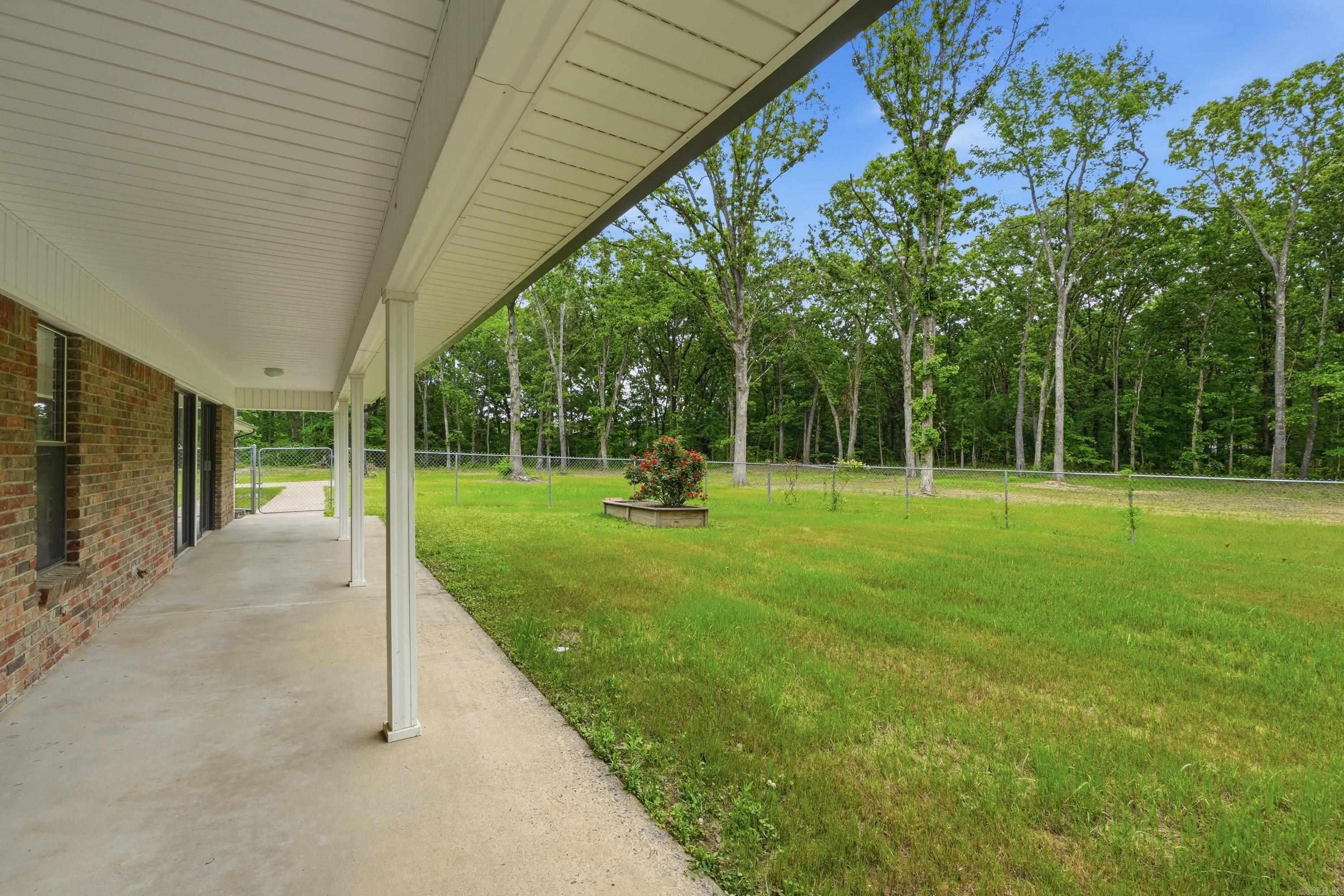 38 Garrett  Greenbrier, AR