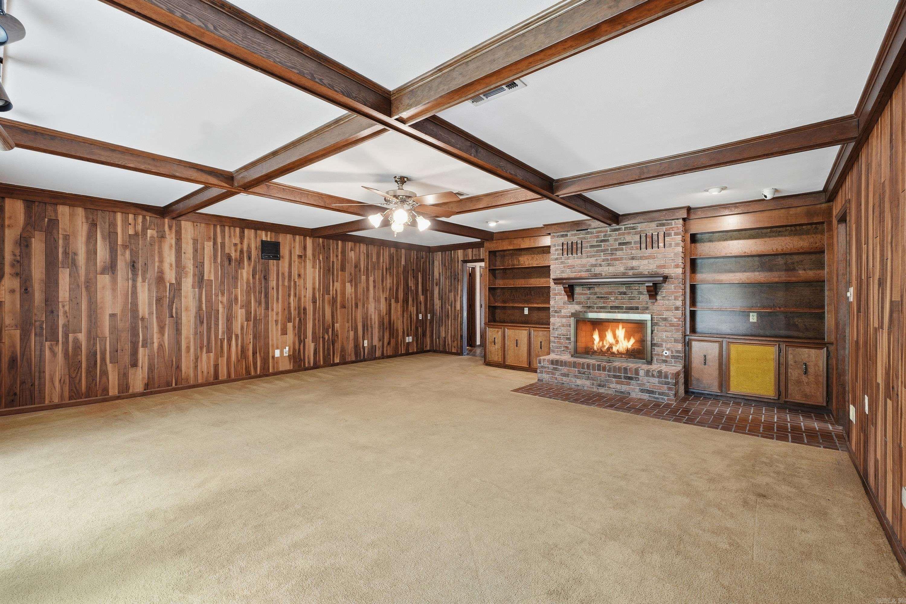 38 Garrett  Greenbrier, AR