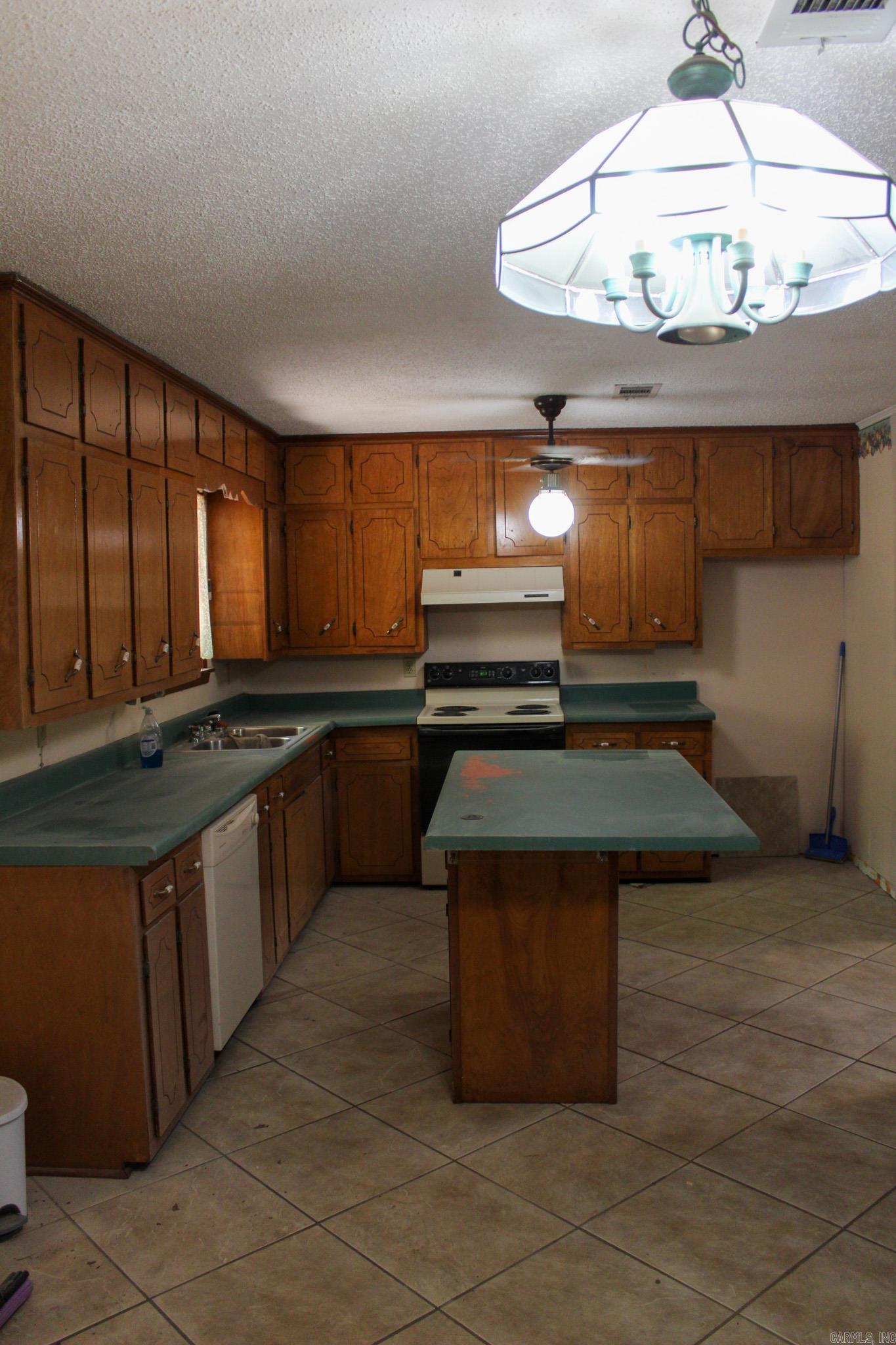 120 Wood Hill  Rose Bud, AR