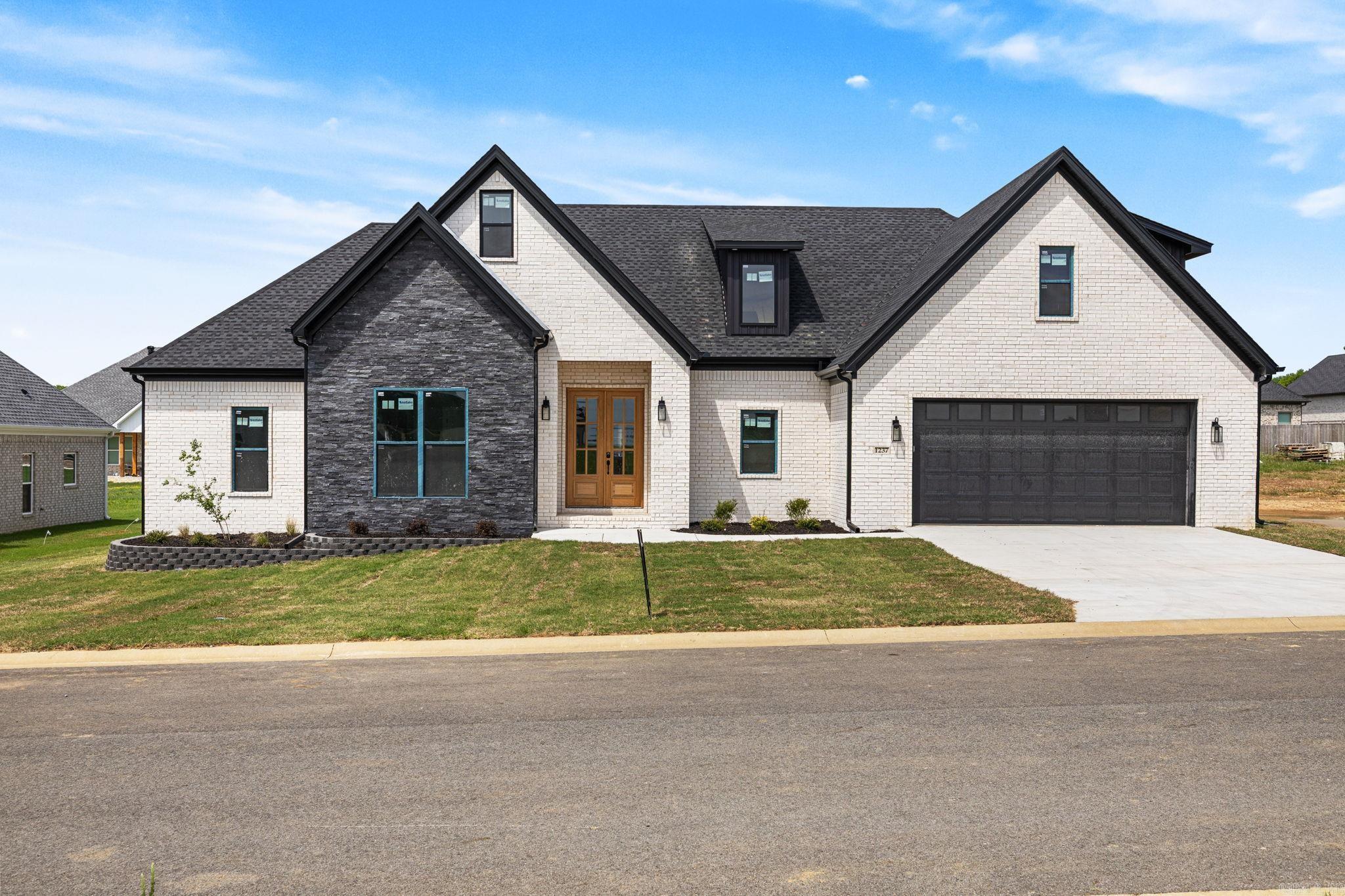1237 Curlin Court  Searcy, AR