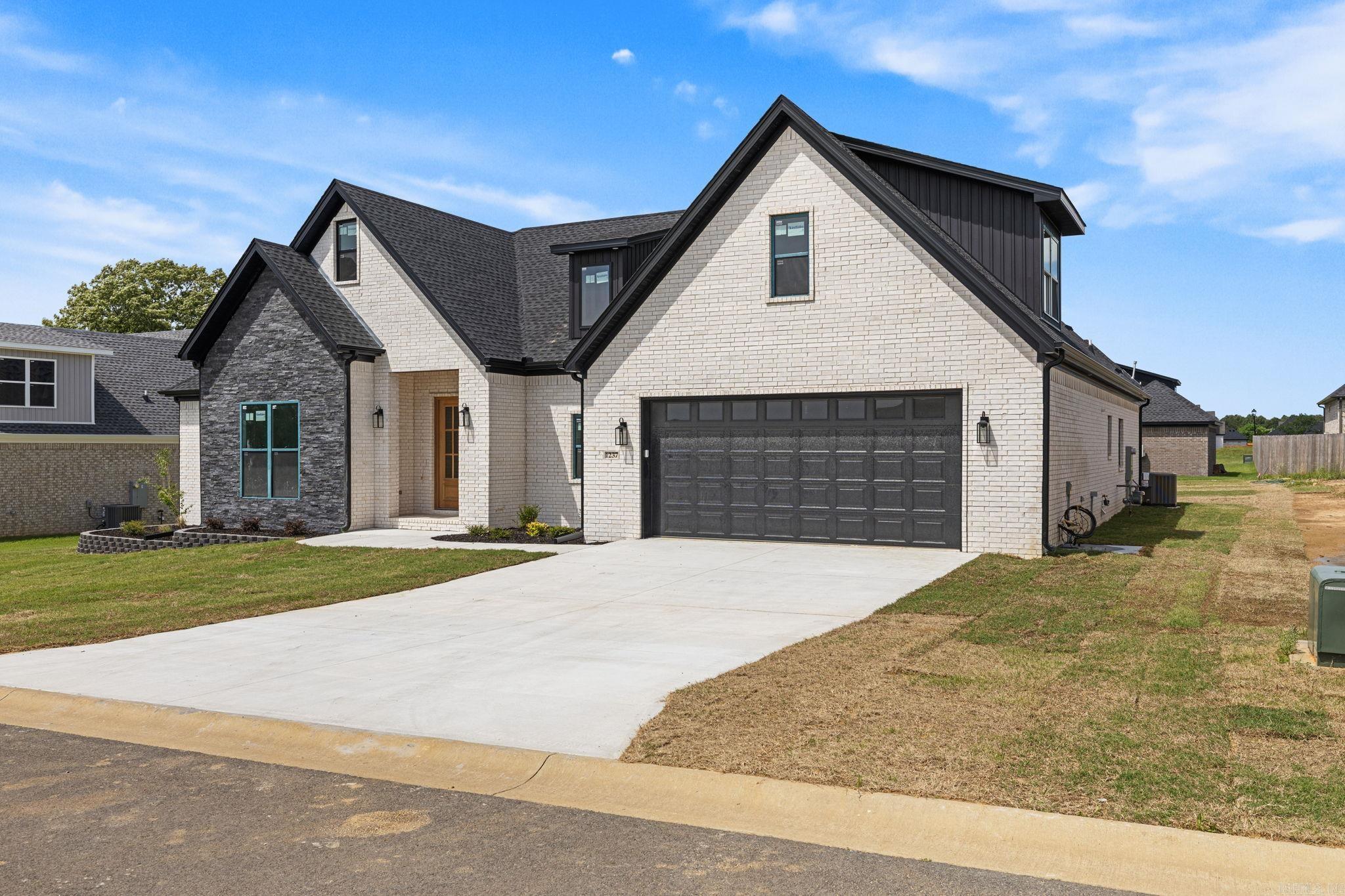 1237 Curlin Court  Searcy, AR