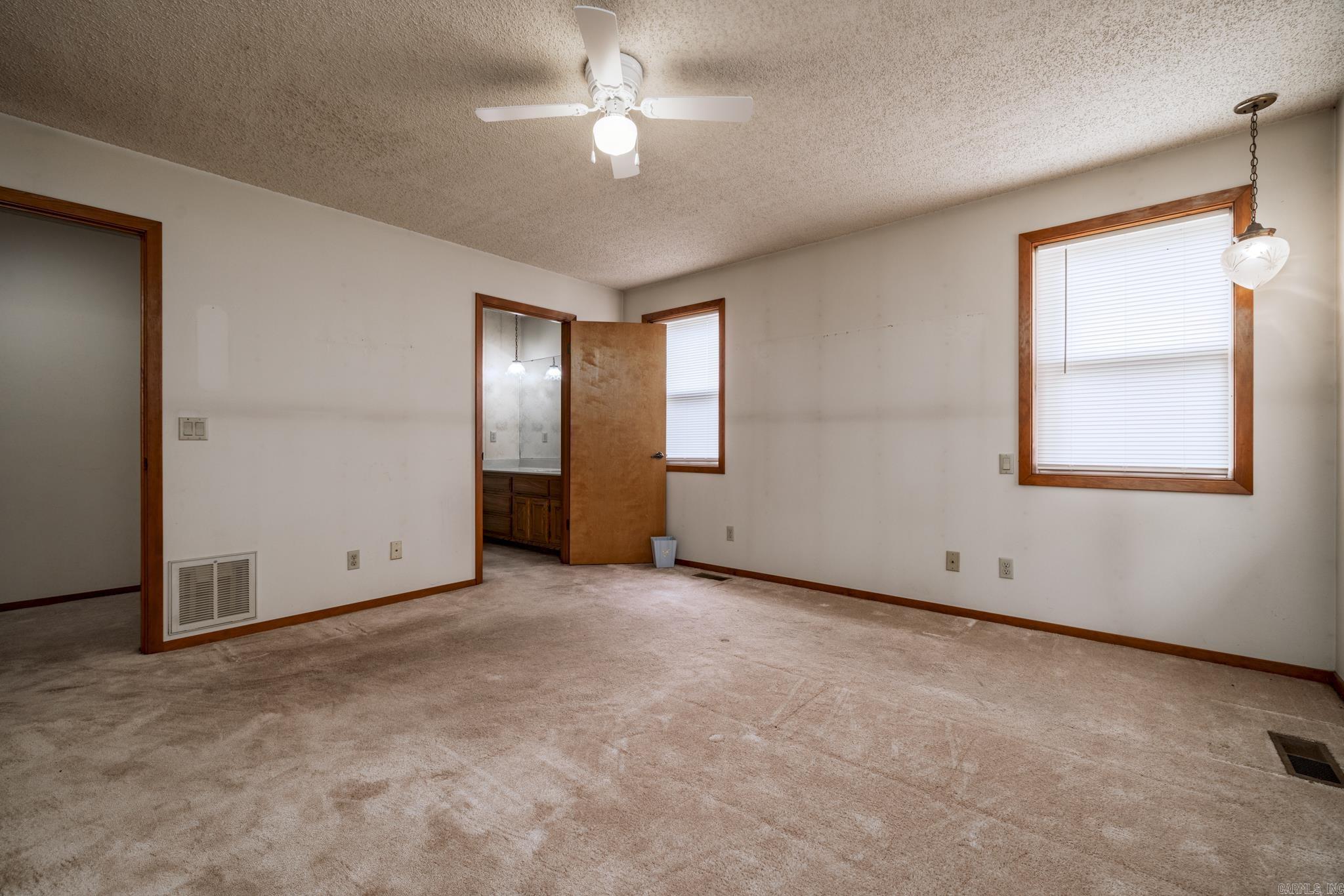 2538 Walnut Valley Road  Hot Springs, AR