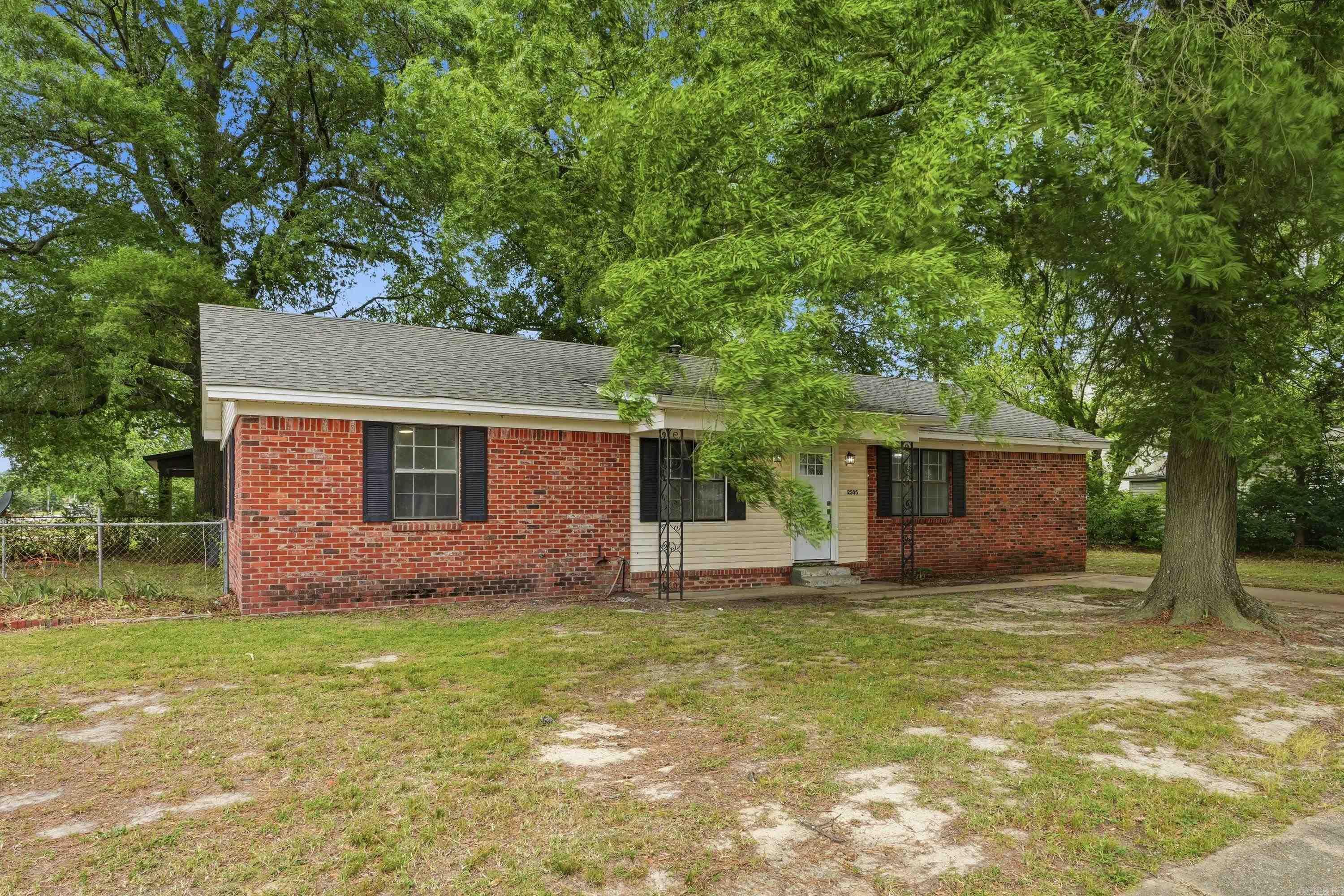 2505 Fairfield  Jonesboro, AR