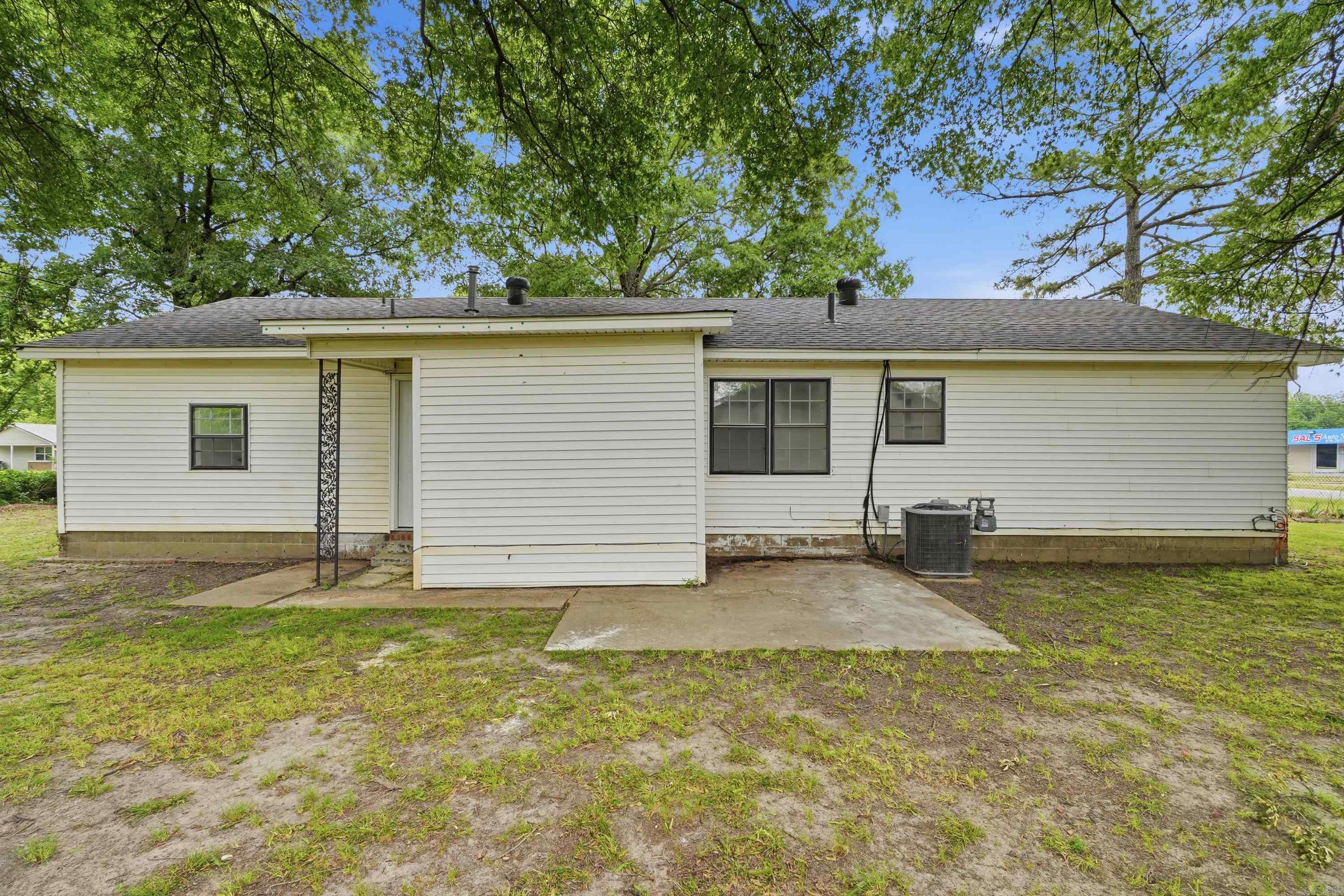 2505 Fairfield  Jonesboro, AR