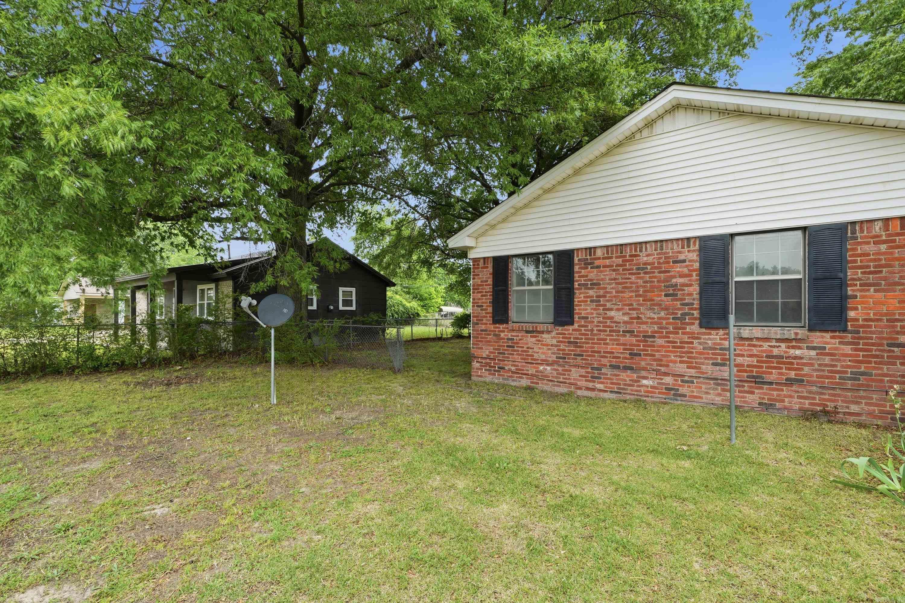 2505 Fairfield  Jonesboro, AR