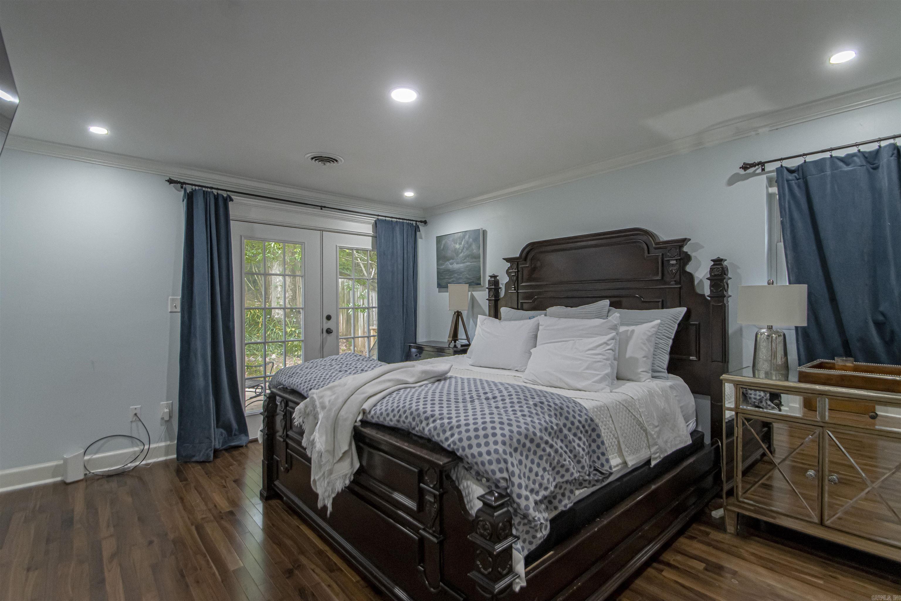 121 White Oak  Little Rock, AR